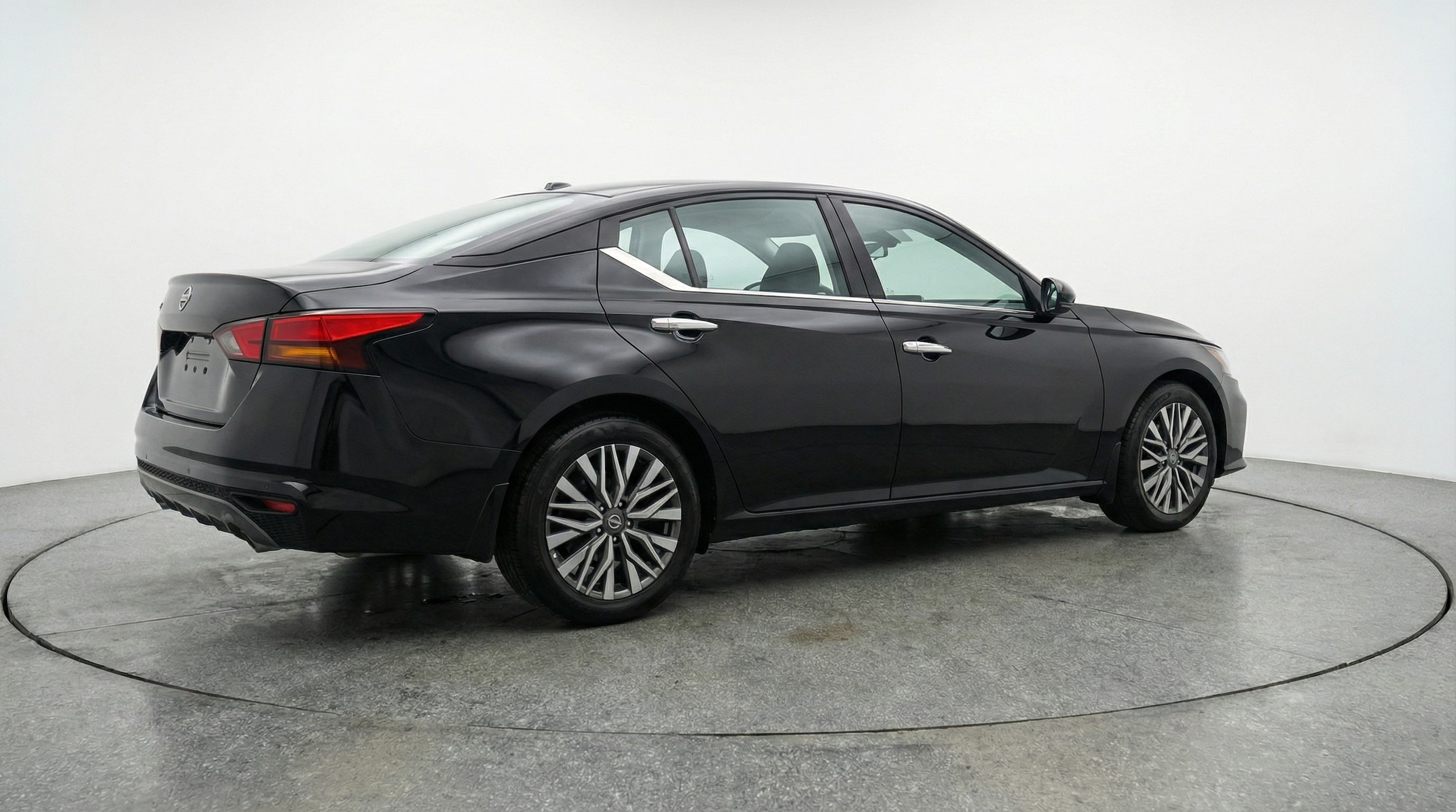 Thumbnail: 2025 Nissan Altima - 7