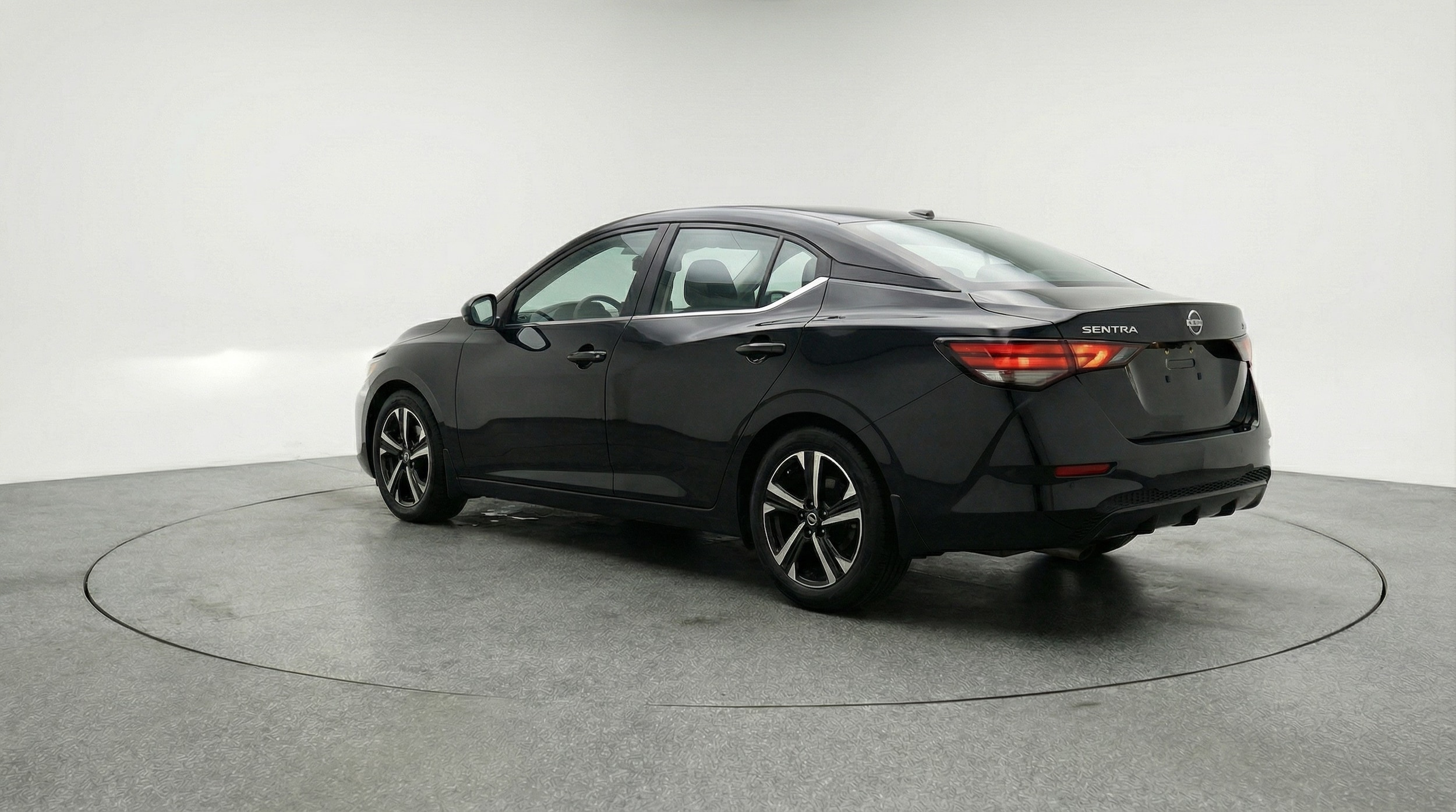 Thumbnail: 2025 Nissan Sentra - 5