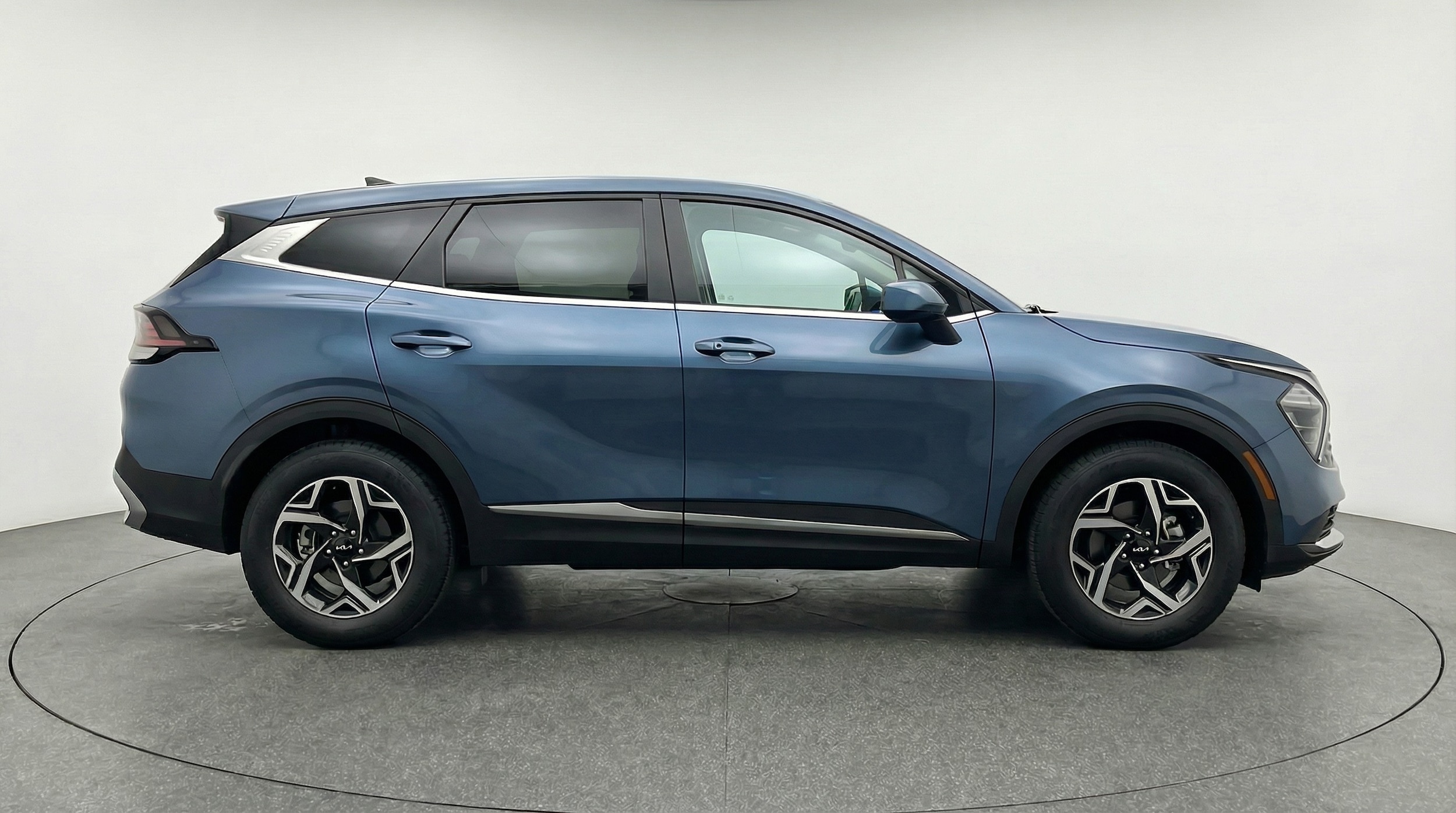 Thumbnail: 2025 Kia Sportage - 8