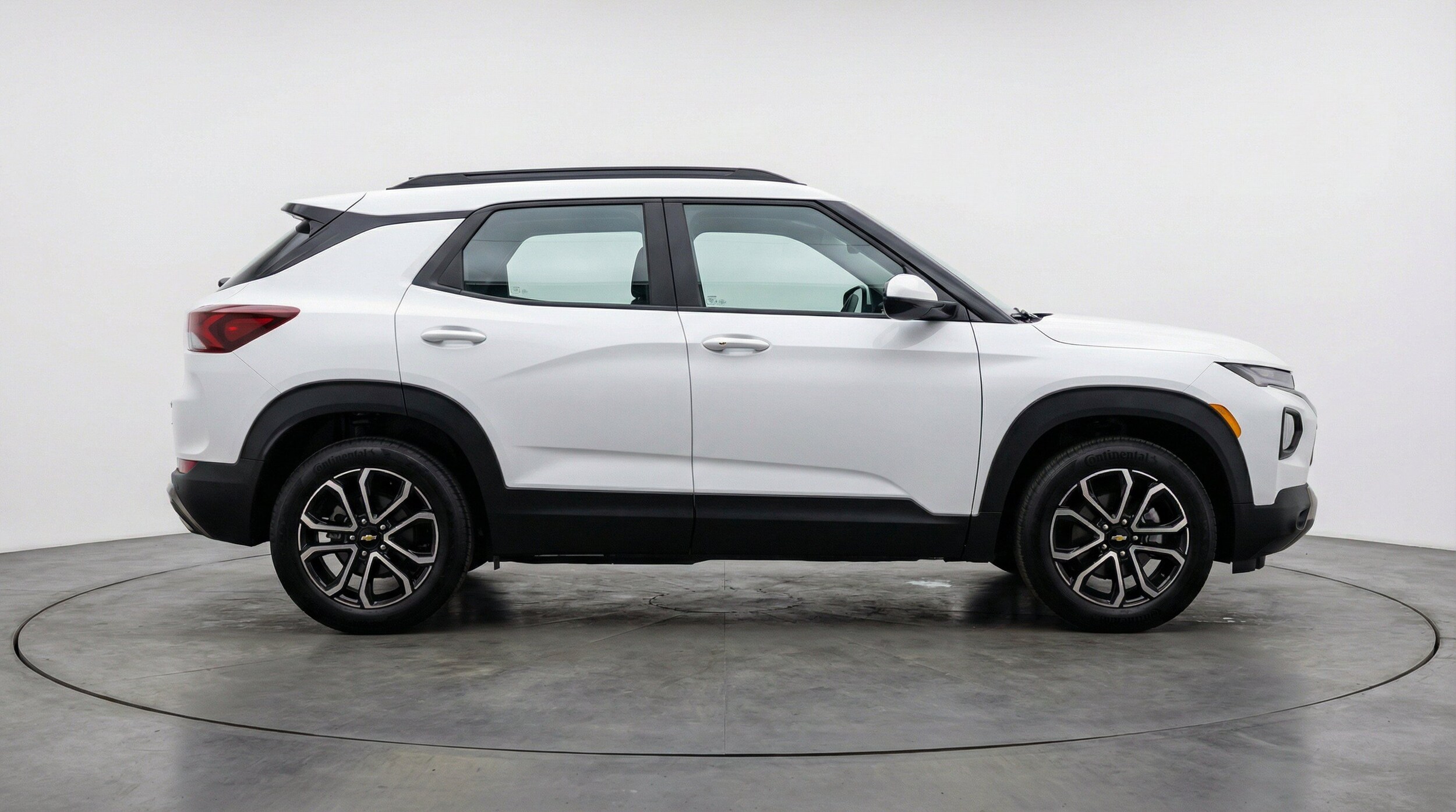 Thumbnail: 2025 Chevrolet TrailBlazer - 11