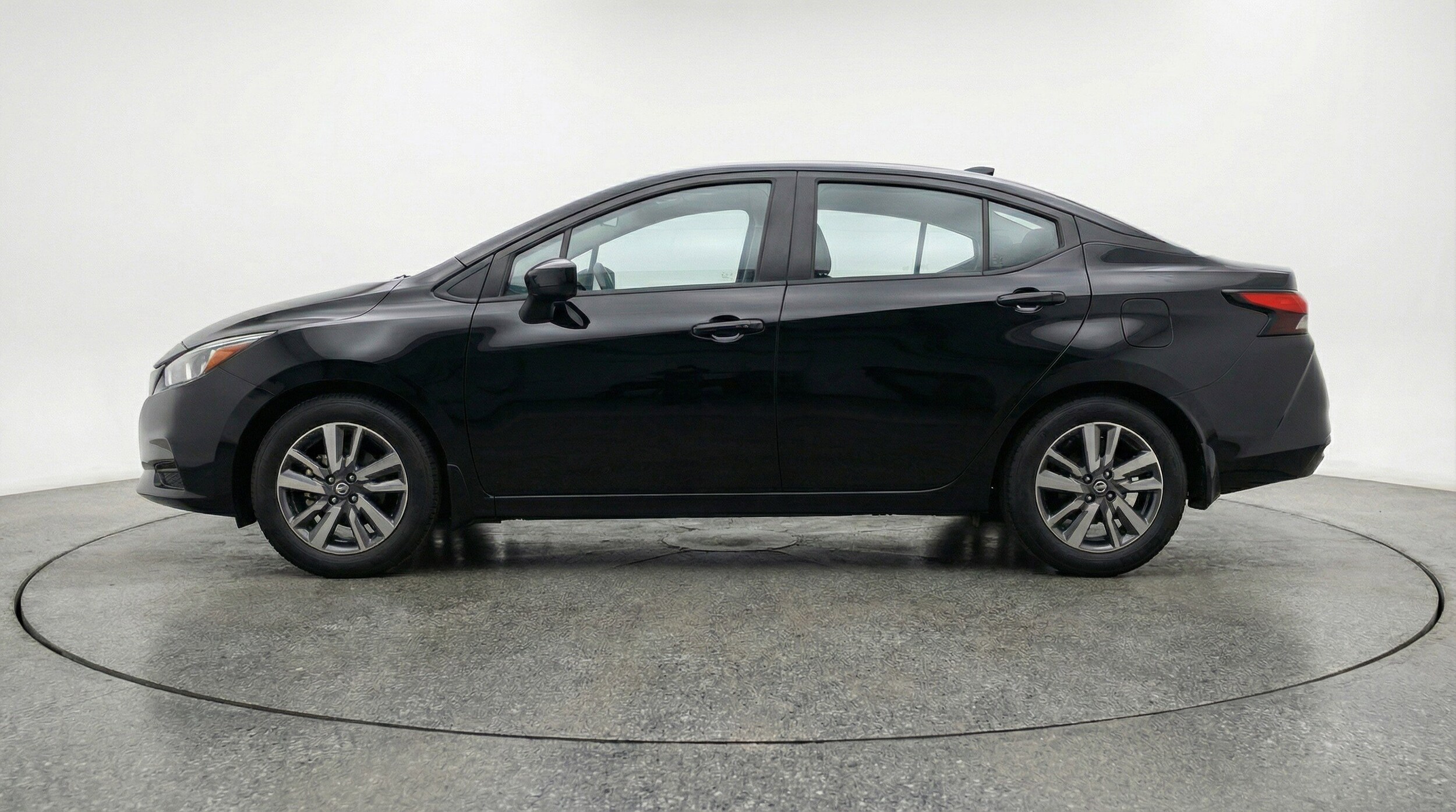 Thumbnail: 2025 Nissan Versa - 5