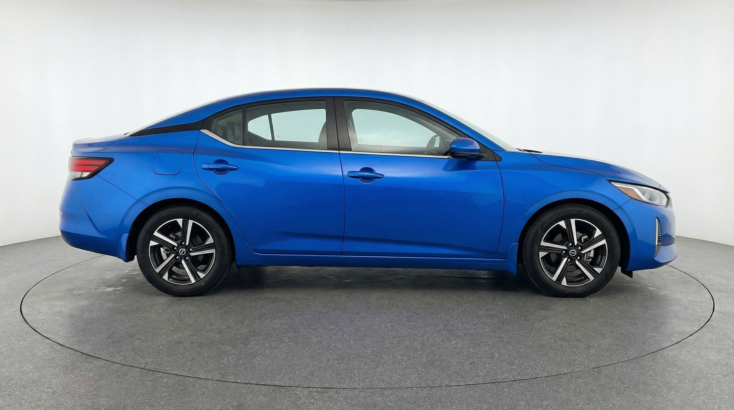 Thumbnail: 2025 Nissan Sentra - 11