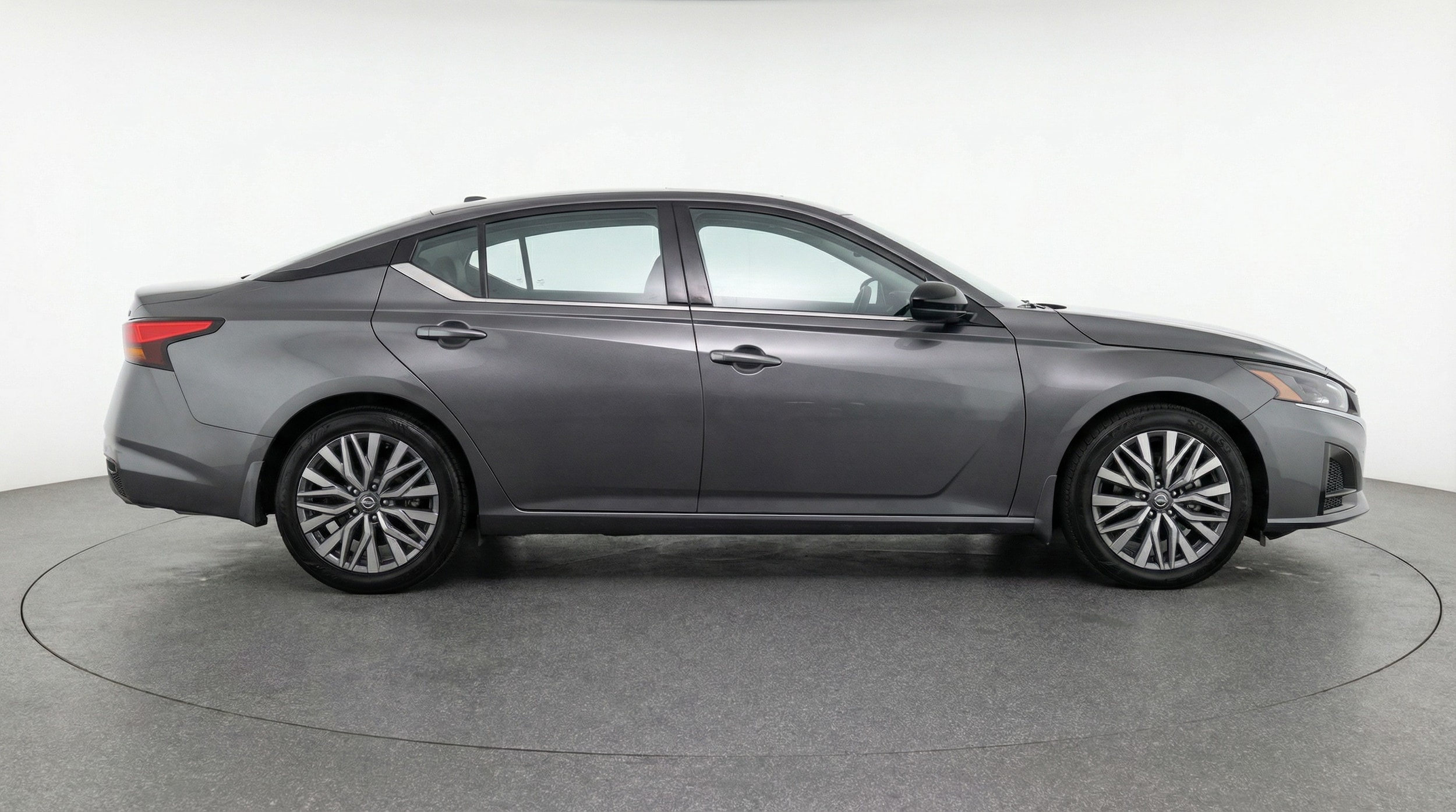 Thumbnail: 2025 Nissan Altima - 8