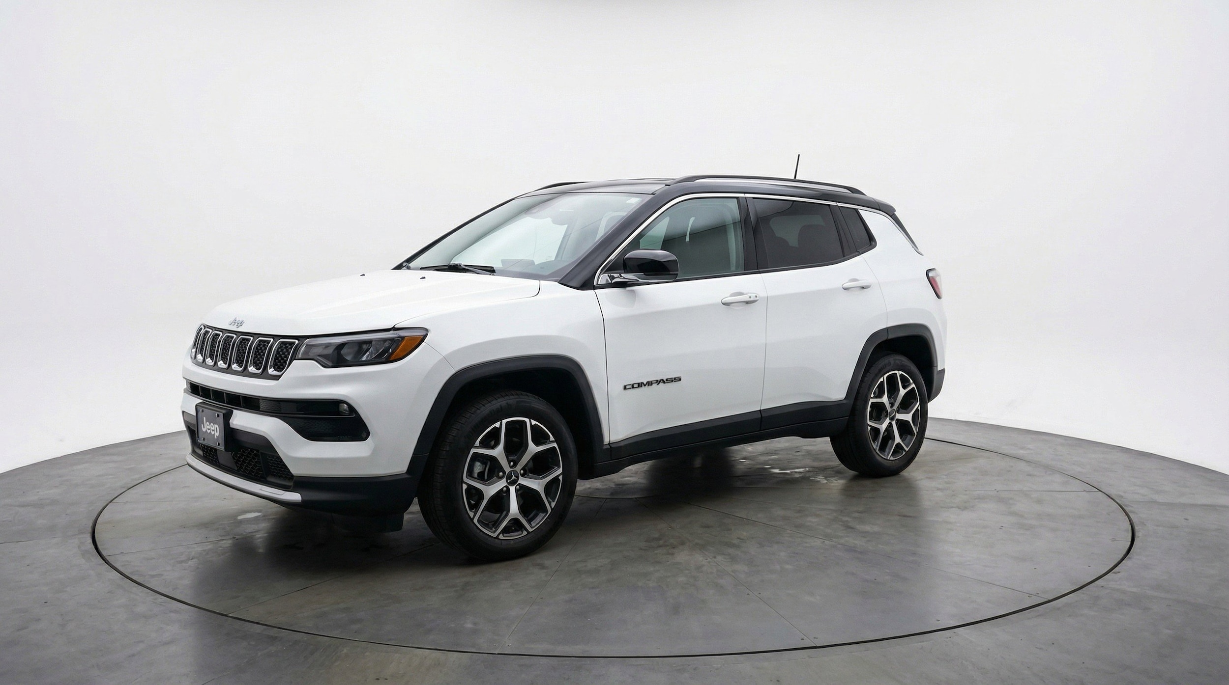 Thumbnail: 2025 Jeep Compass - 3