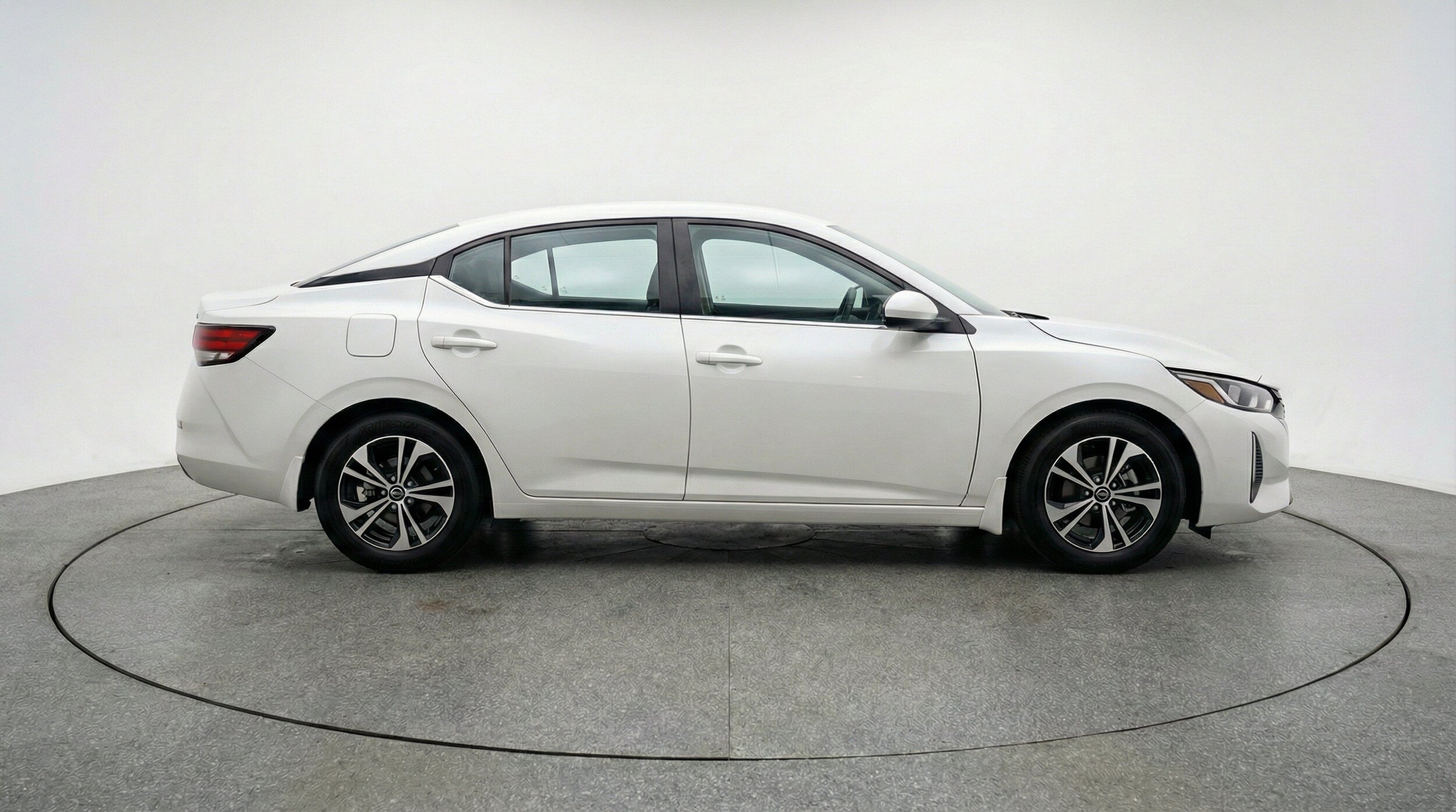 Thumbnail: 2025 Nissan Sentra - 11