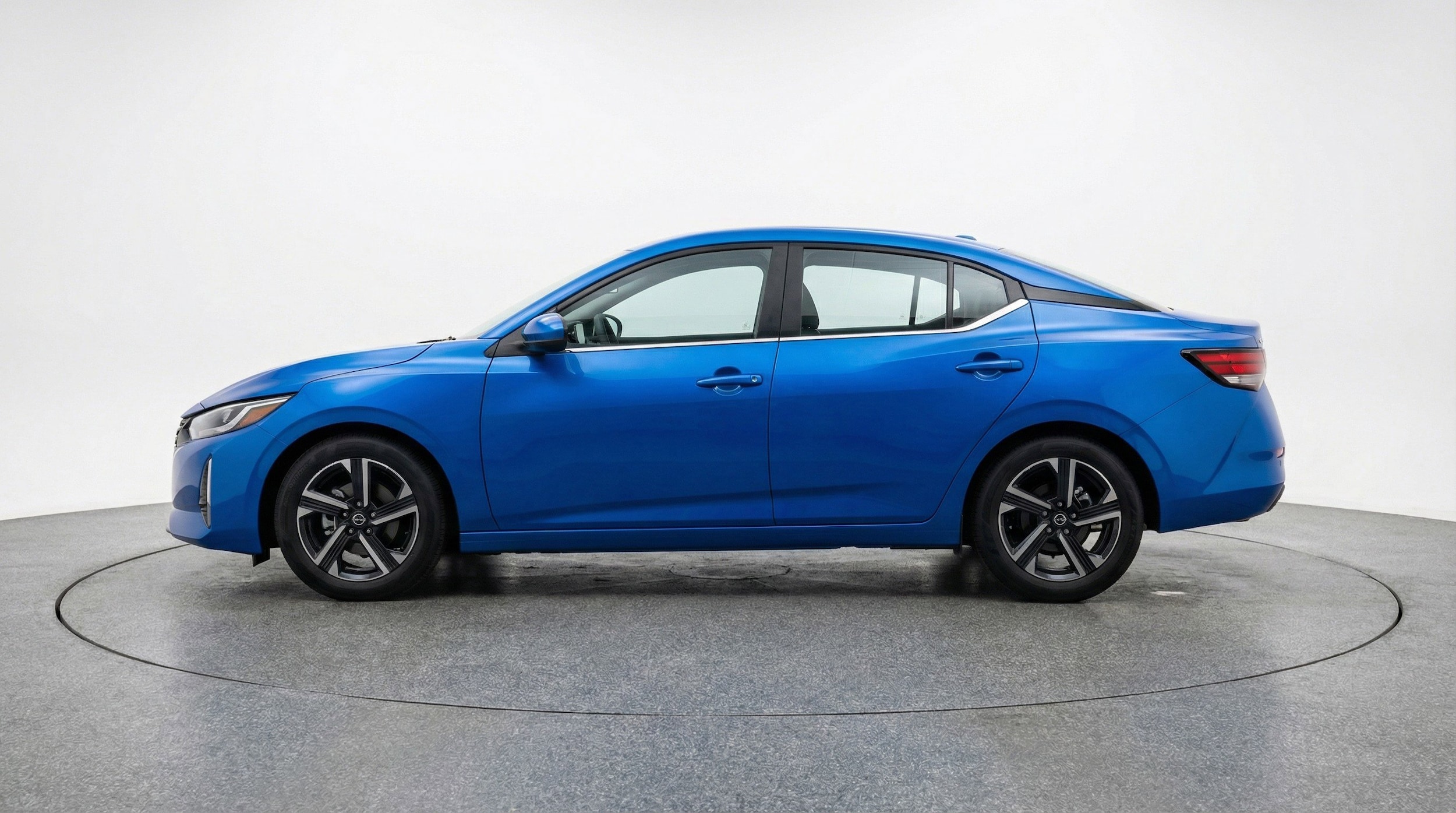 Thumbnail: 2025 Nissan Sentra - 5