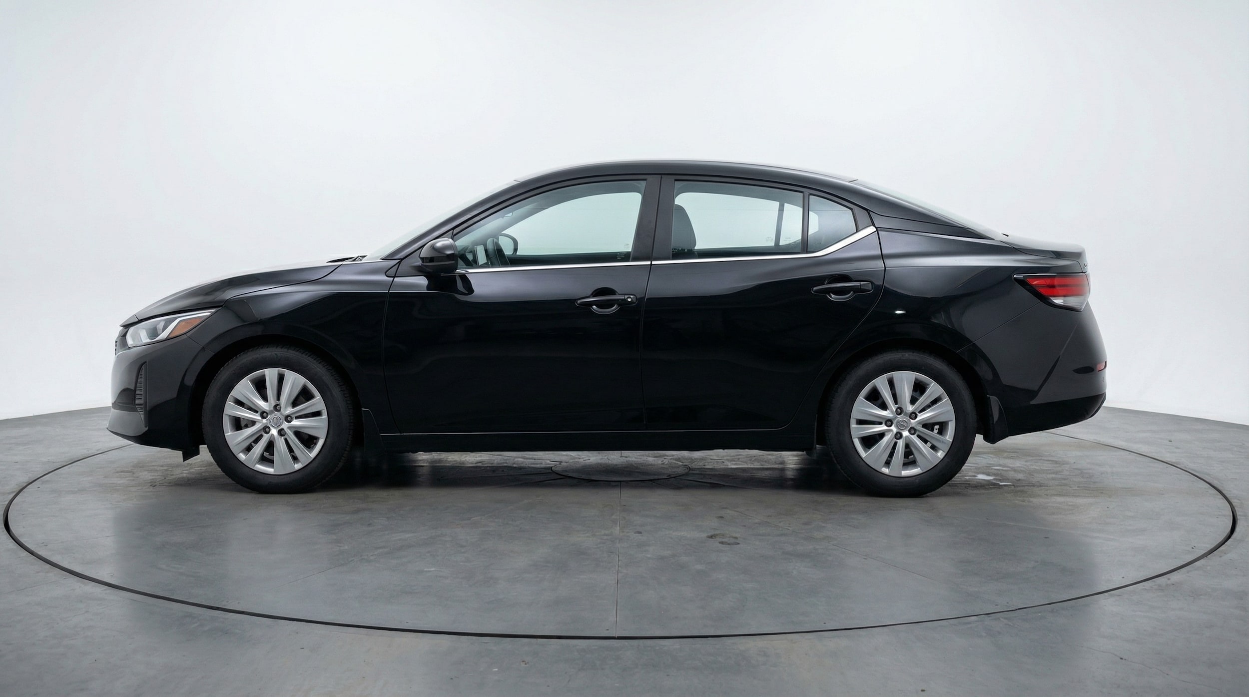 Thumbnail: 2025 Nissan Sentra - 4