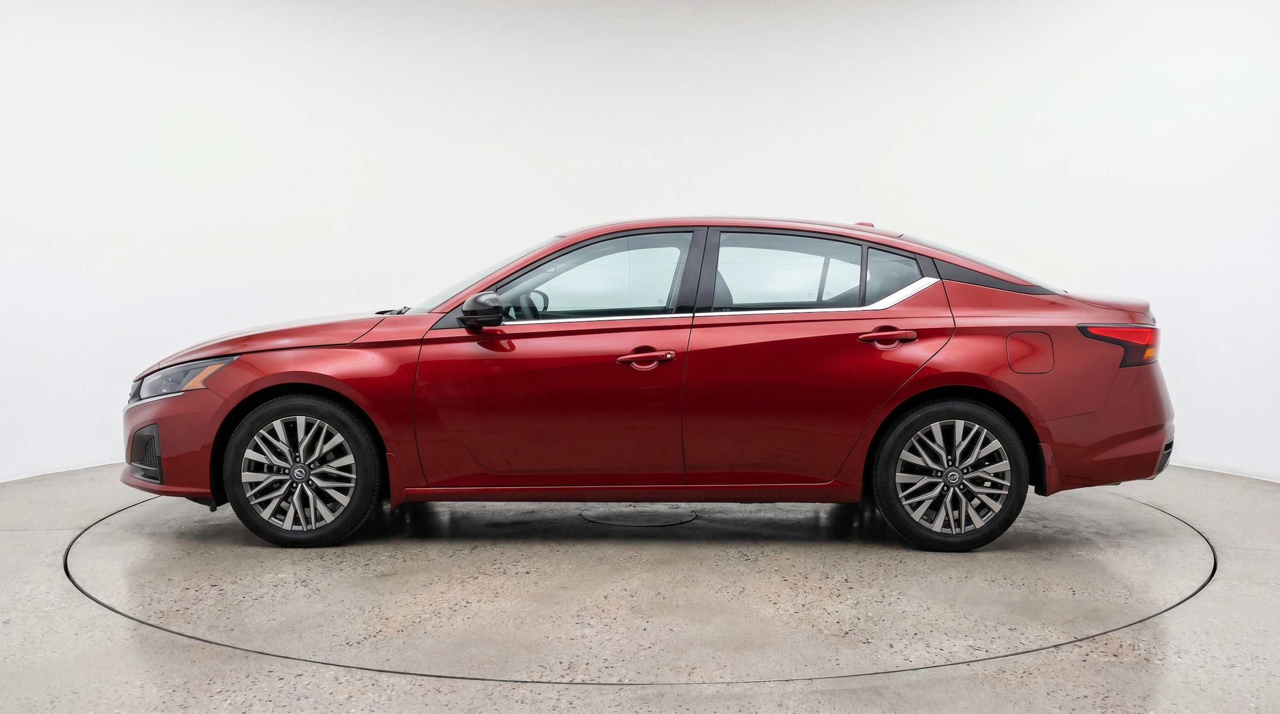 Thumbnail: 2025 Nissan Altima - 5