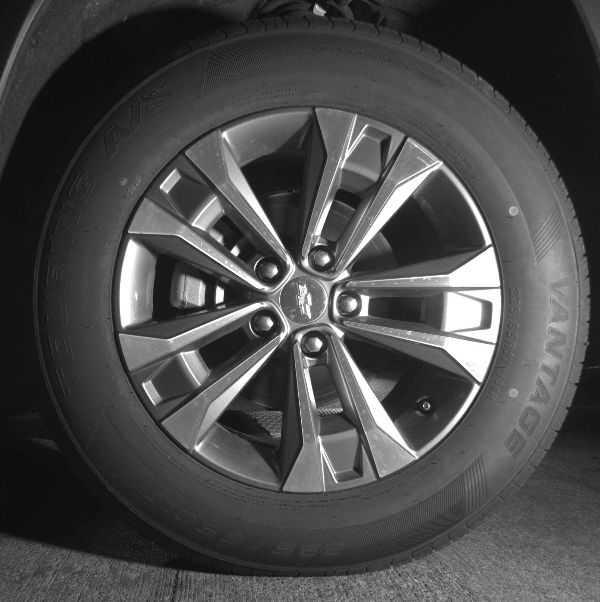 Thumbnail: 2025 Chevrolet Equinox - 9