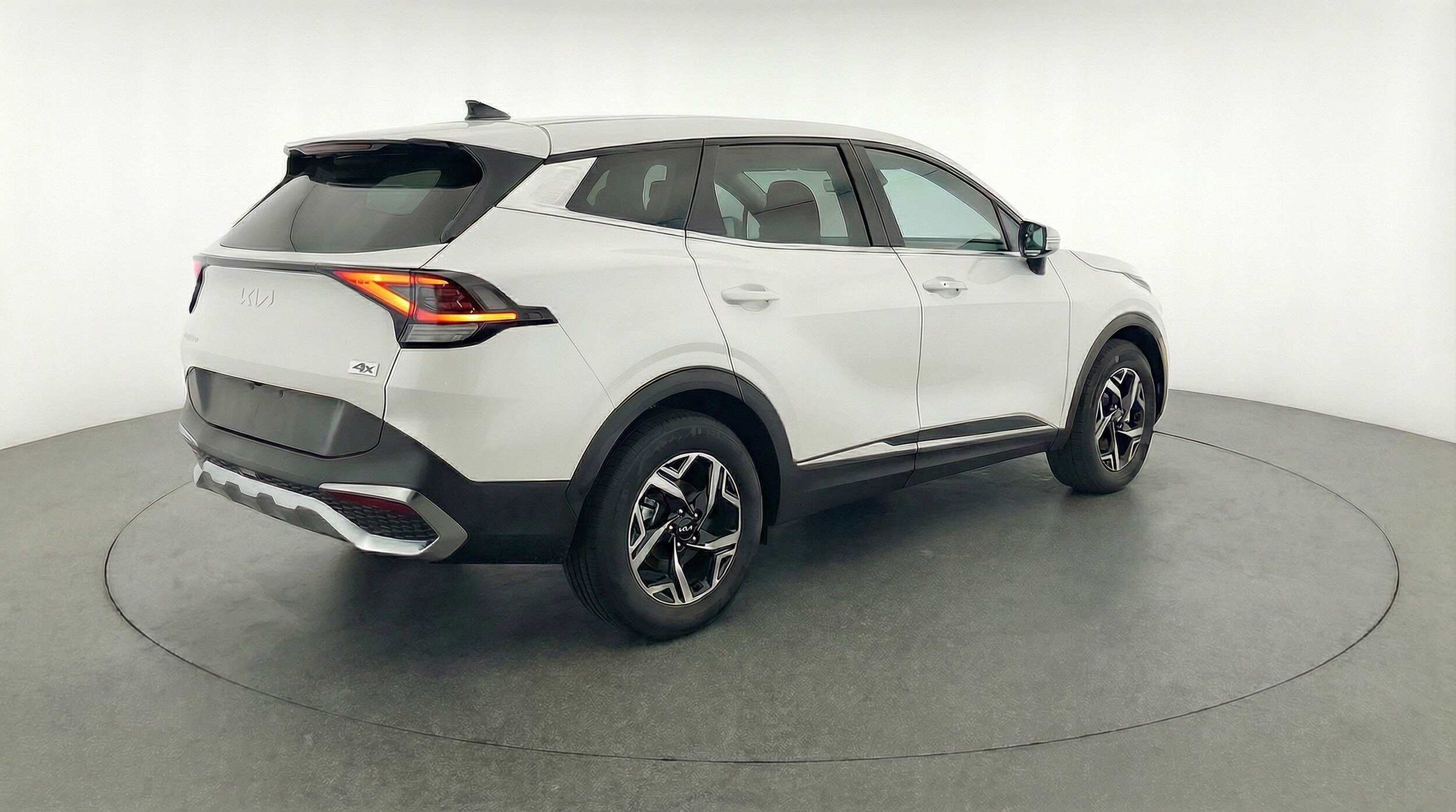 Thumbnail: 2025 Kia Sportage - 9