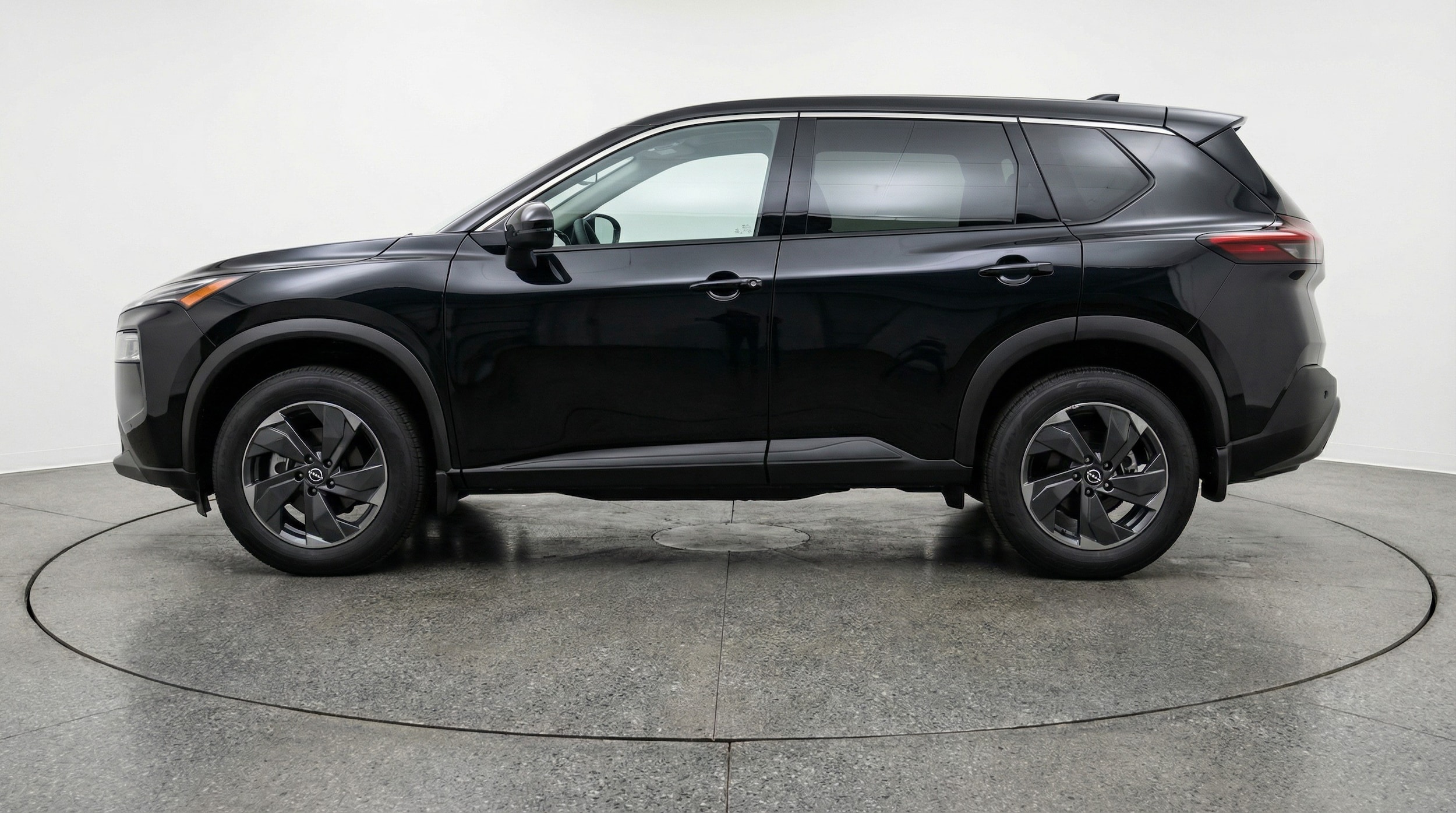 Thumbnail: 2025 Nissan Rogue - 4