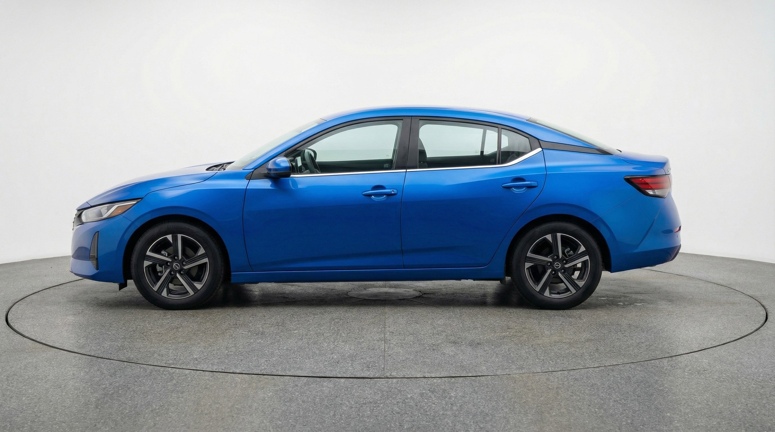 Thumbnail: 2025 Nissan Sentra - 5