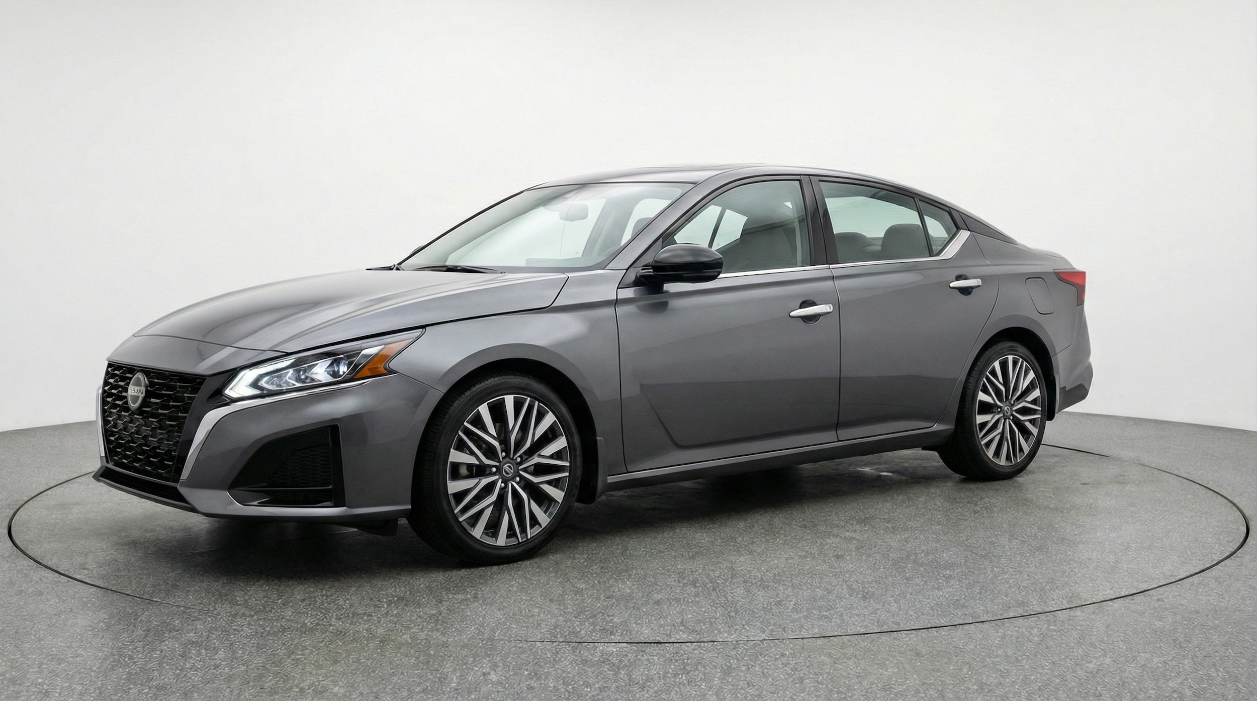 Thumbnail: 2025 Nissan Altima - 3