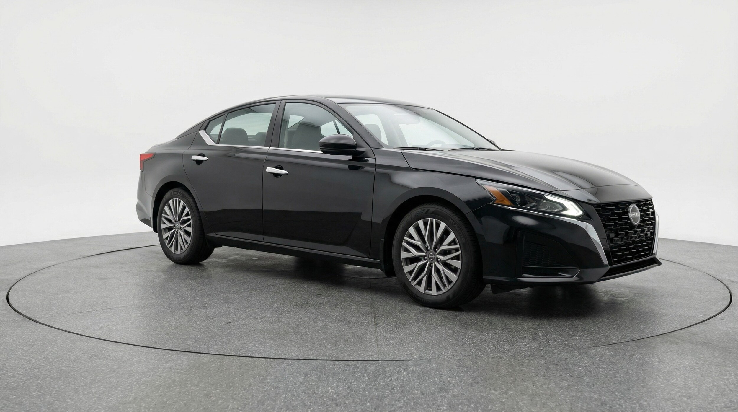 Thumbnail: 2025 Nissan Altima - 1