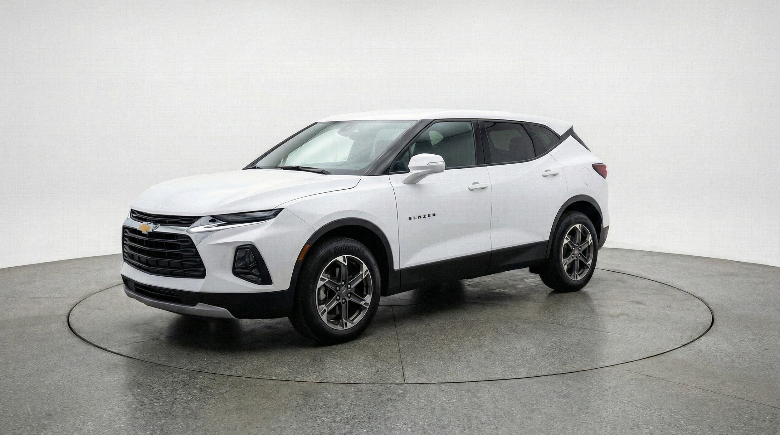 Thumbnail: 2025 Chevrolet Blazer - 3