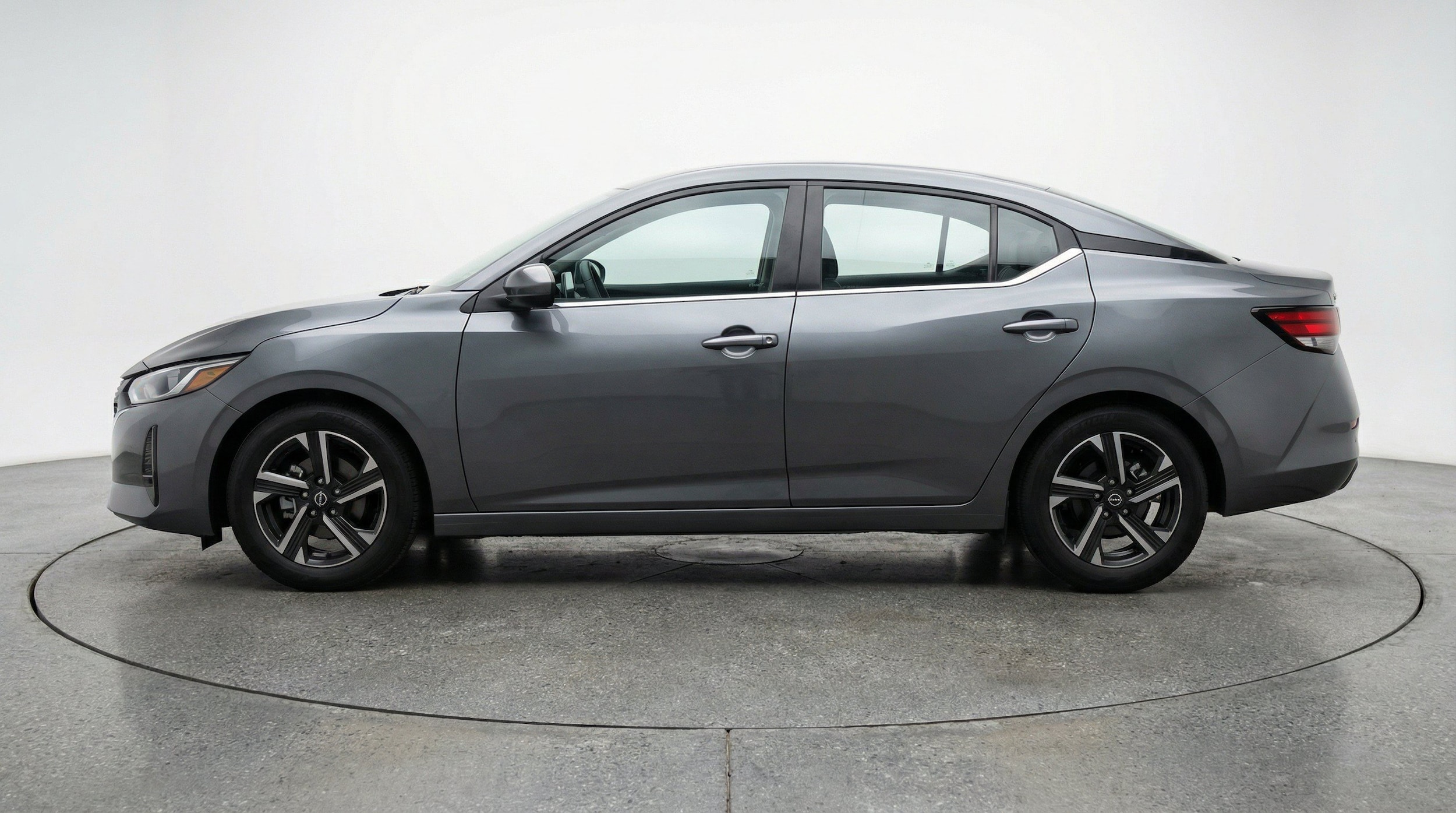 Thumbnail: 2025 Nissan Sentra - 5
