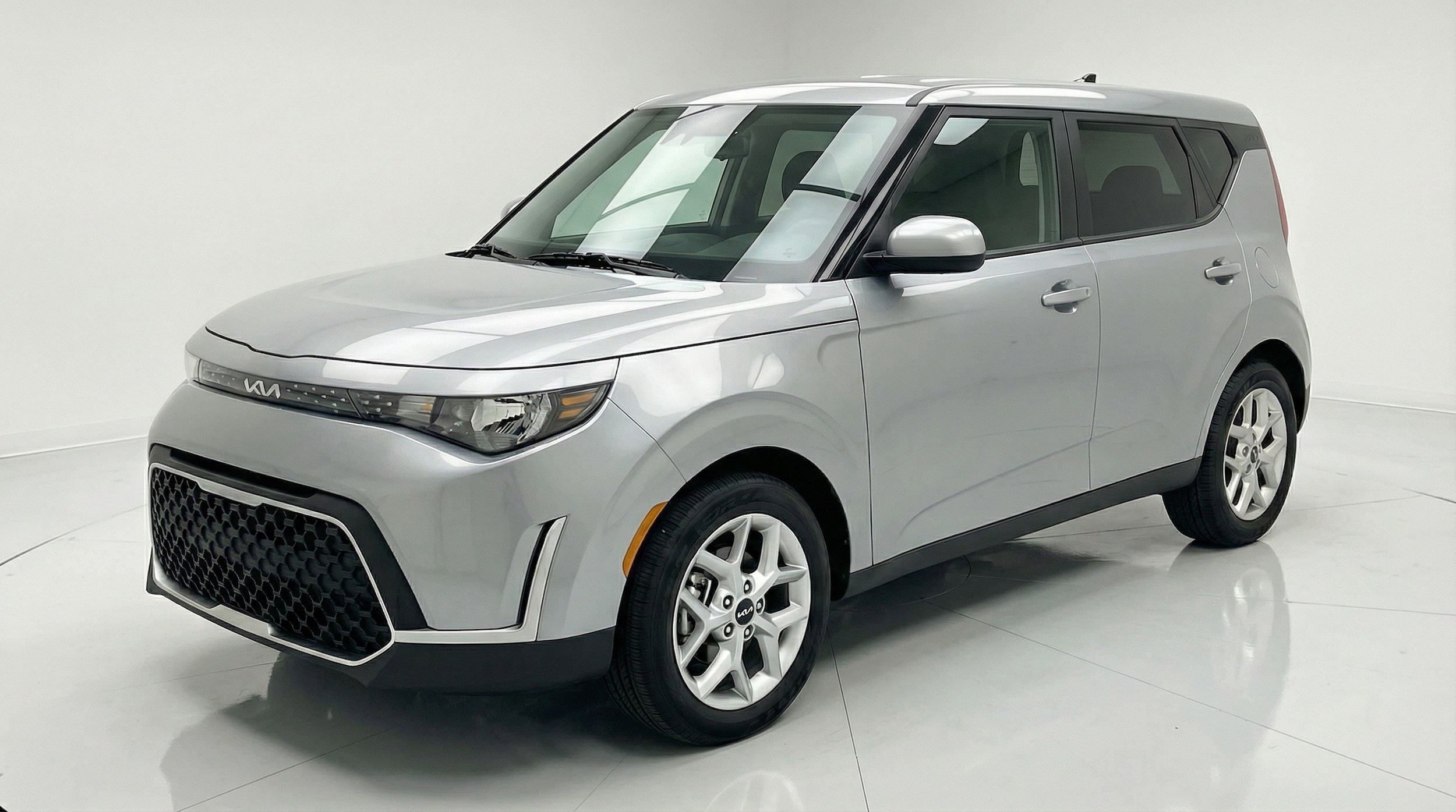 Thumbnail: 2025 Kia Soul - 3