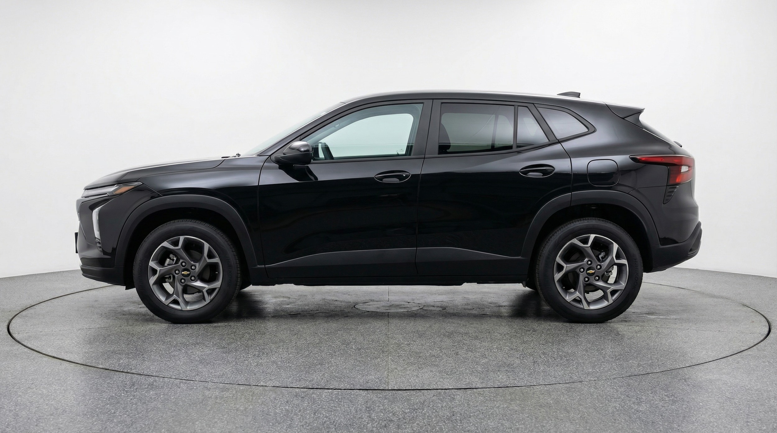 Thumbnail: 2025 Chevrolet Trax - 4