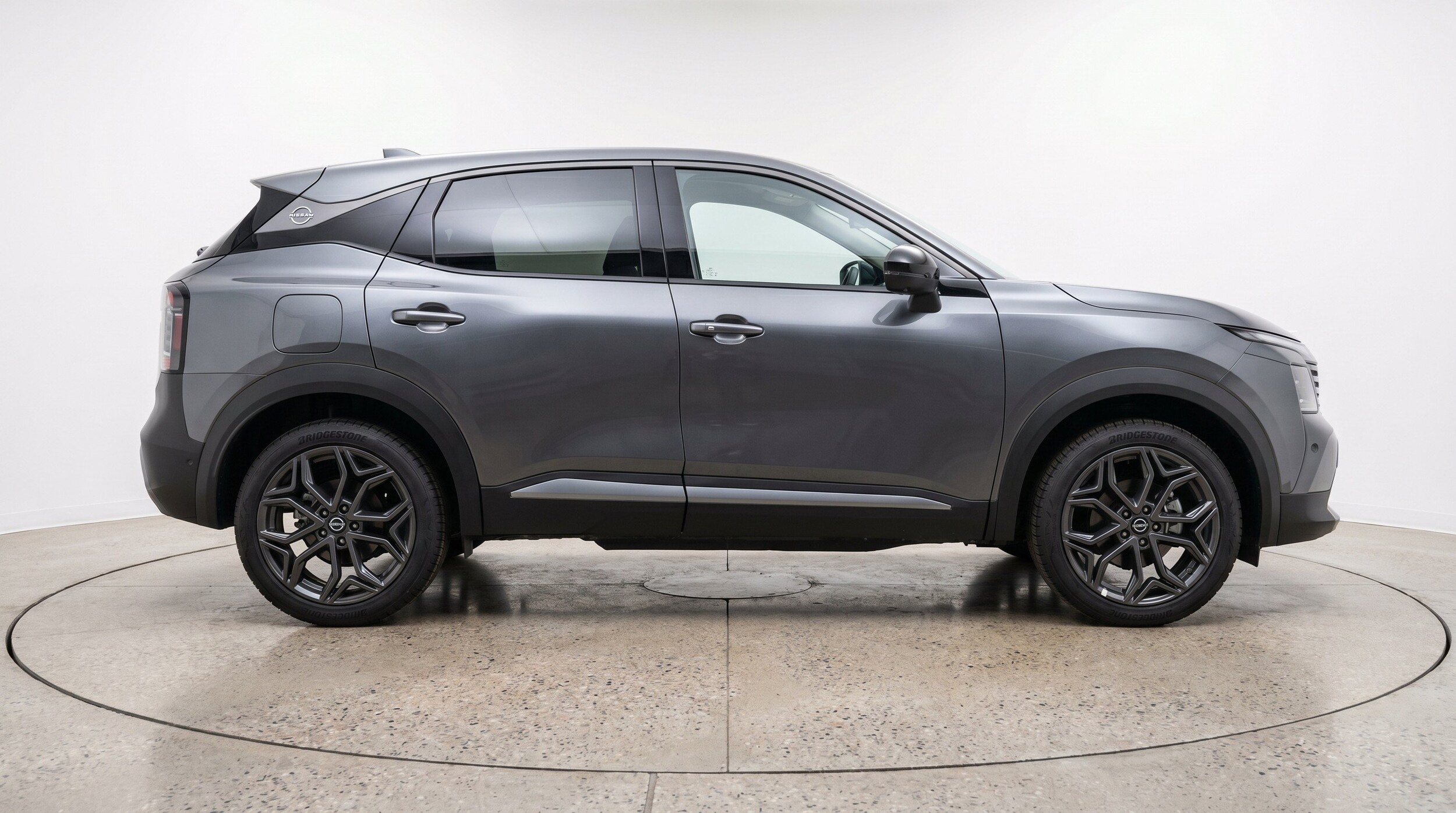 Thumbnail: 2026 Nissan Kicks - 10
