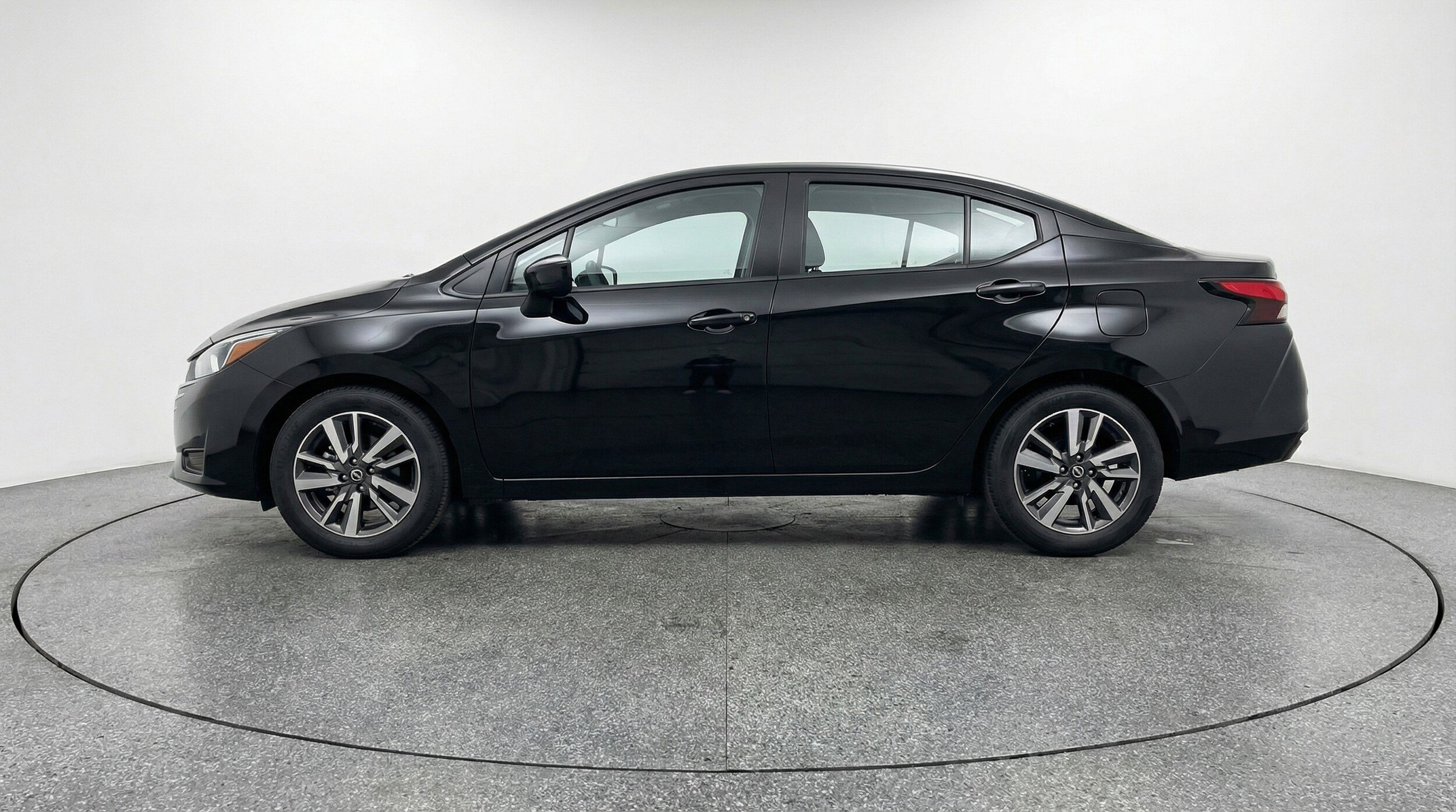 Thumbnail: 2025 Nissan Versa - 5