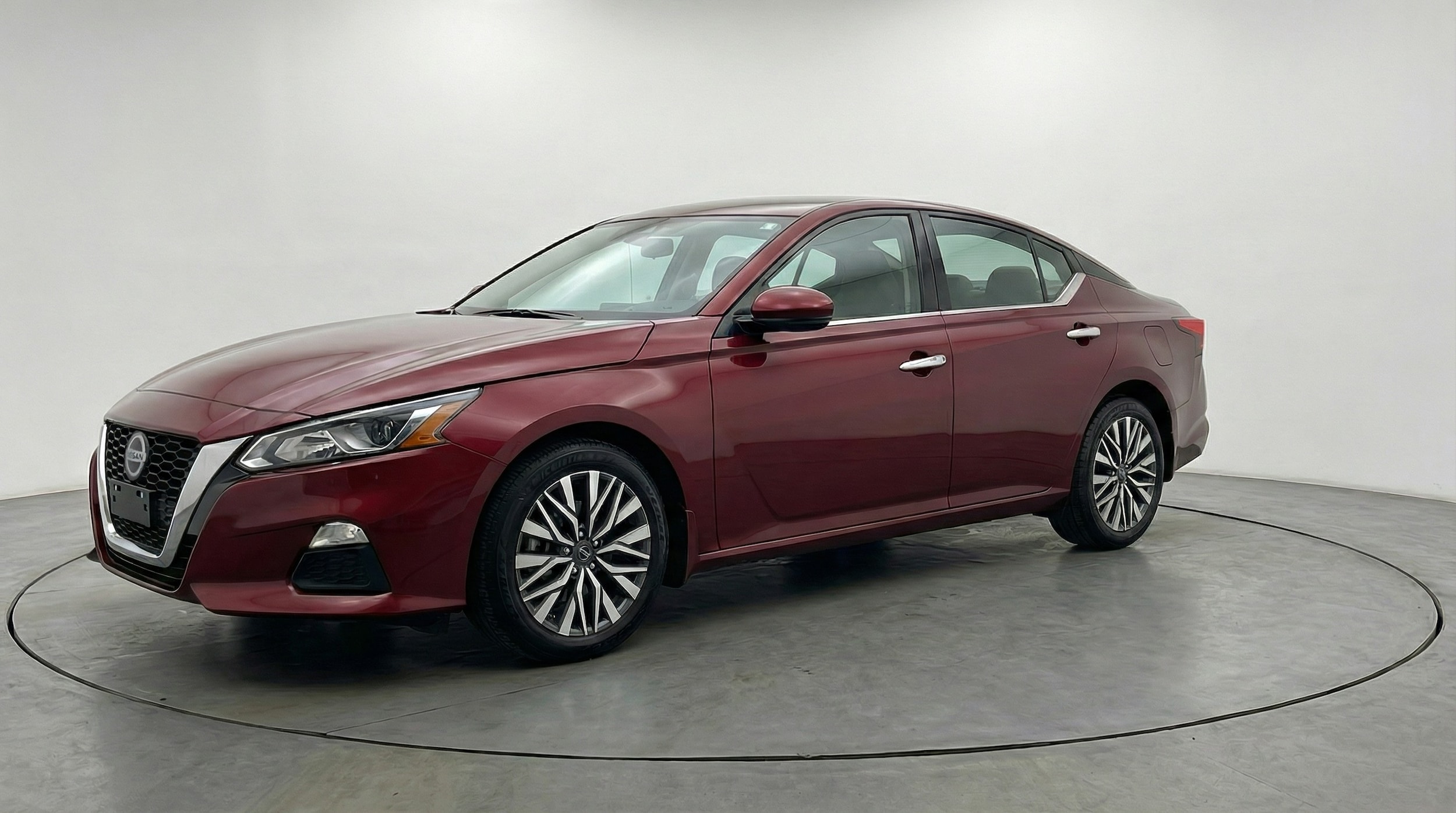 Thumbnail: 2025 Nissan Altima - 3