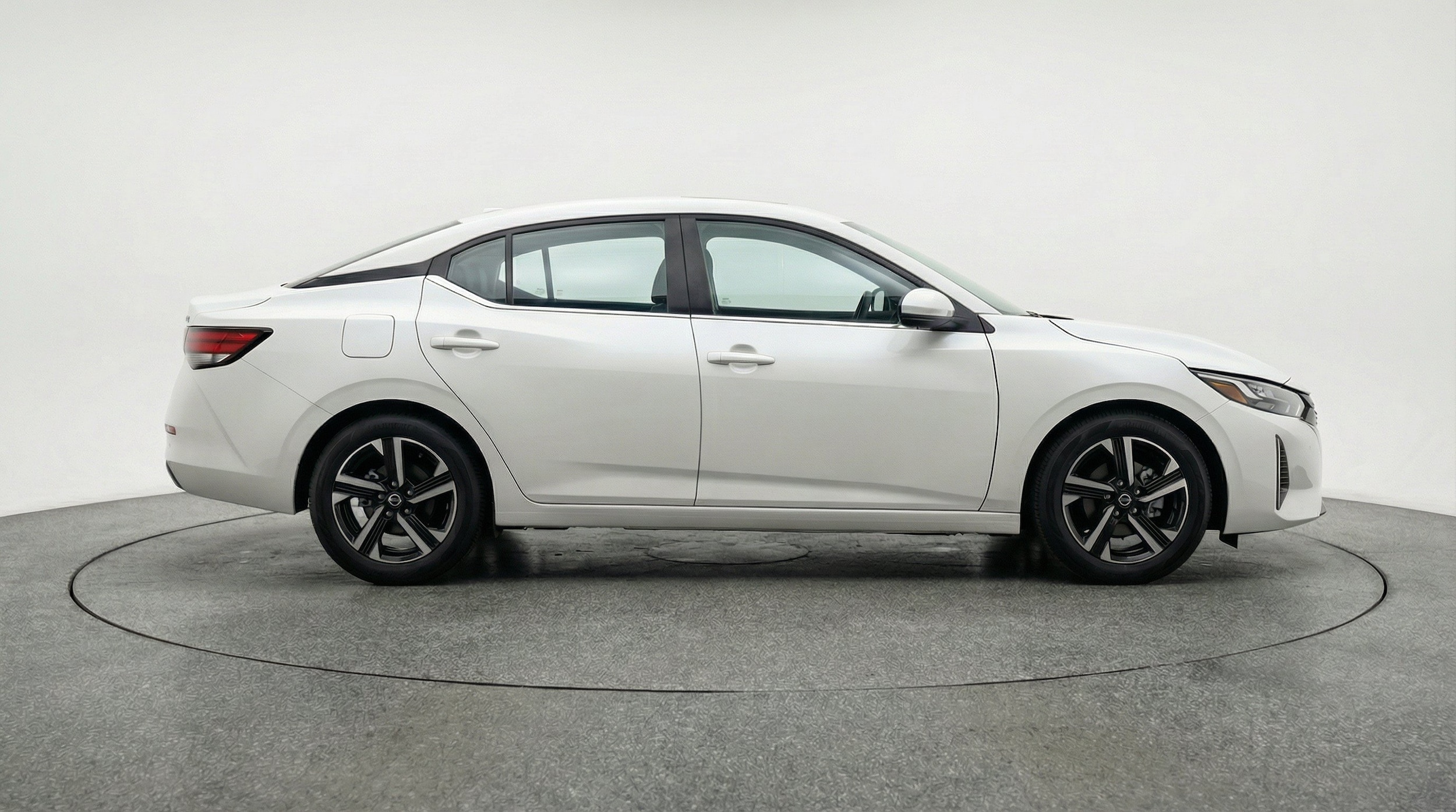 Thumbnail: 2025 Nissan Sentra - 9