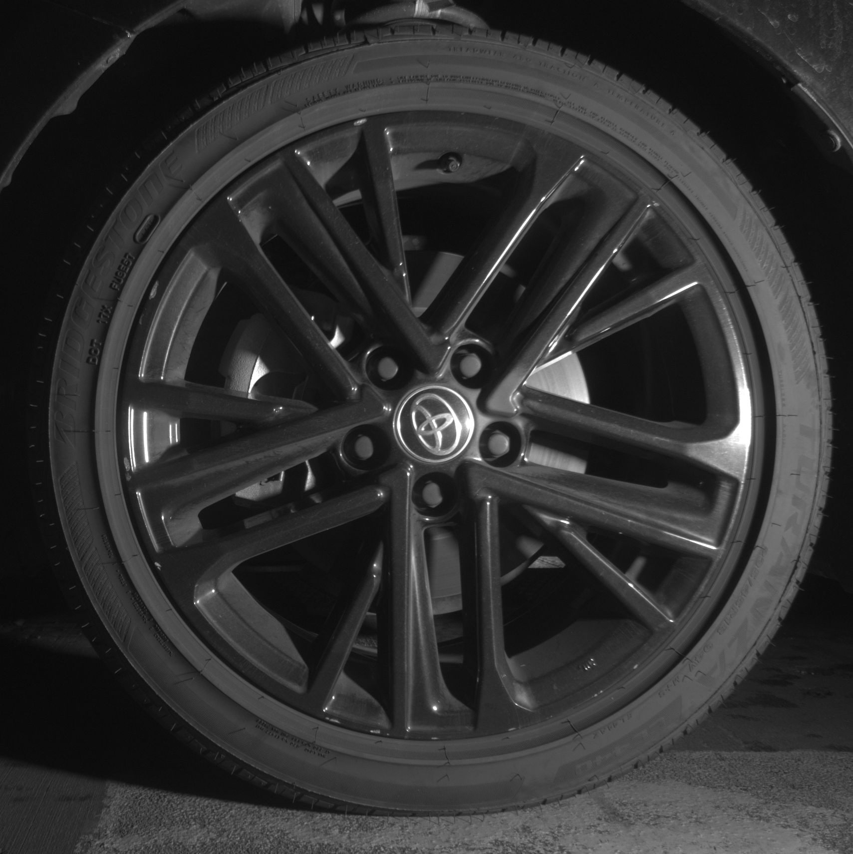 Thumbnail: 2025 Toyota Camry - 9