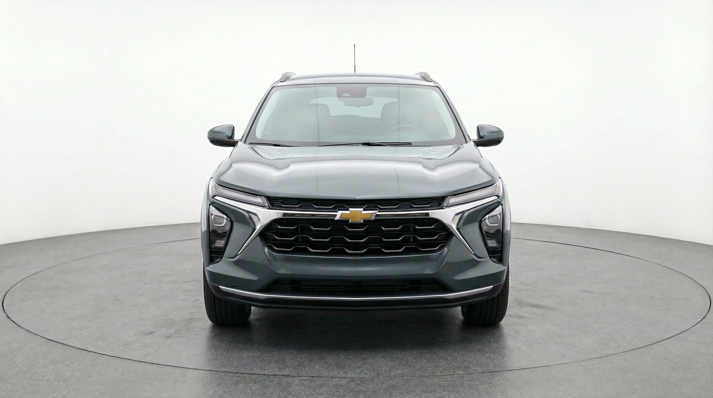 Thumbnail: 2025 Chevrolet Trax - 2