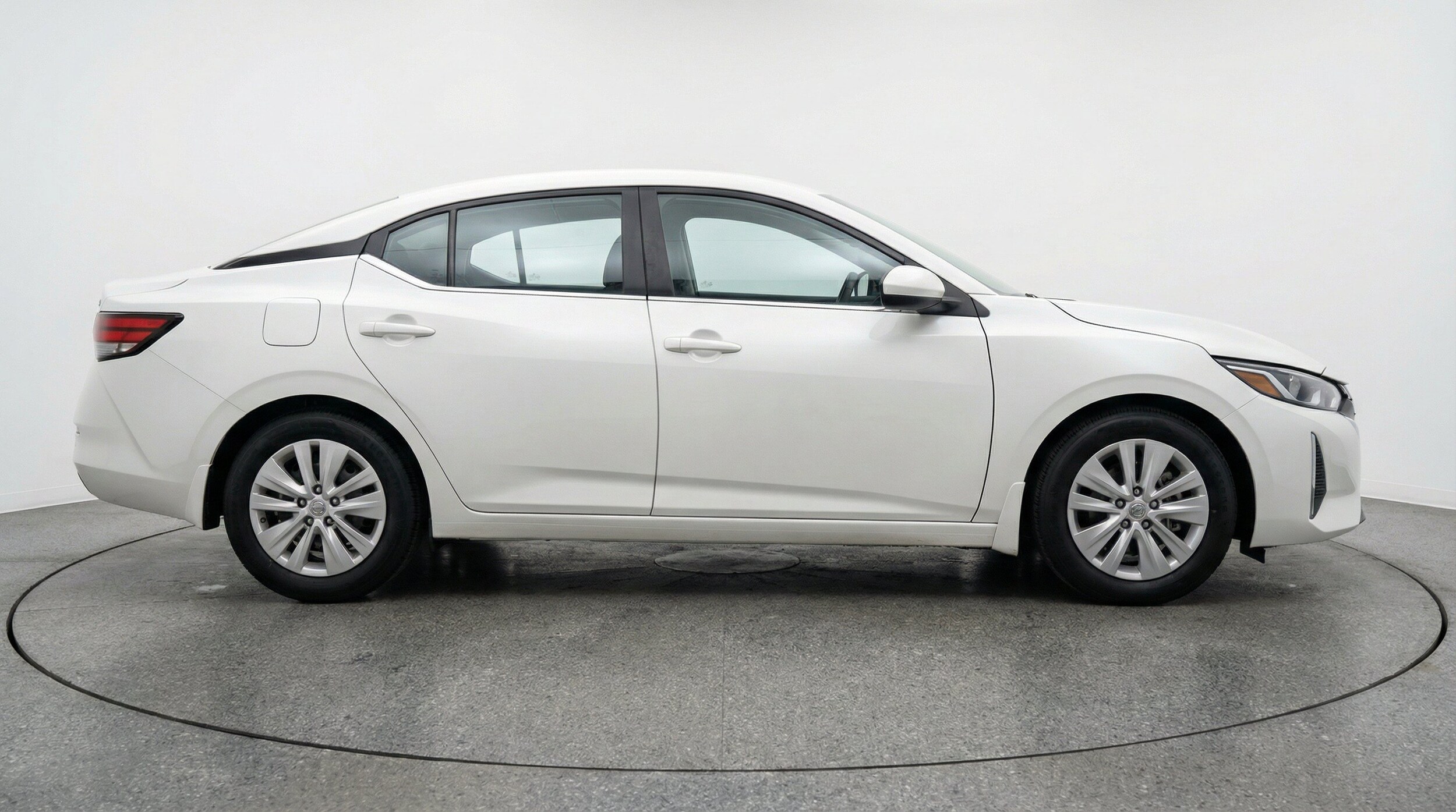Thumbnail: 2025 Nissan Sentra - 11