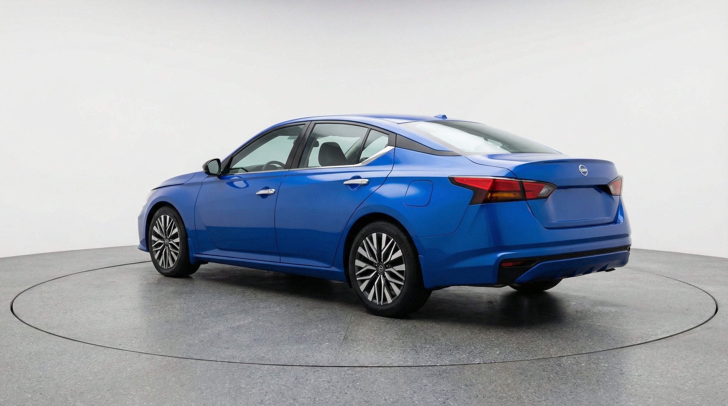 Thumbnail: 2025 Nissan Altima - 6