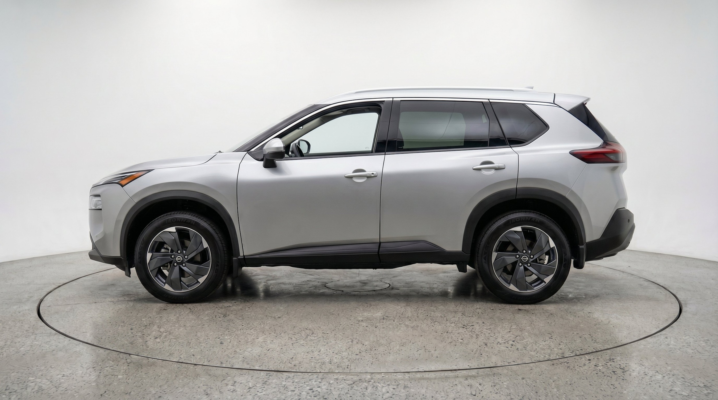 Thumbnail: 2025 Nissan Rogue - 5