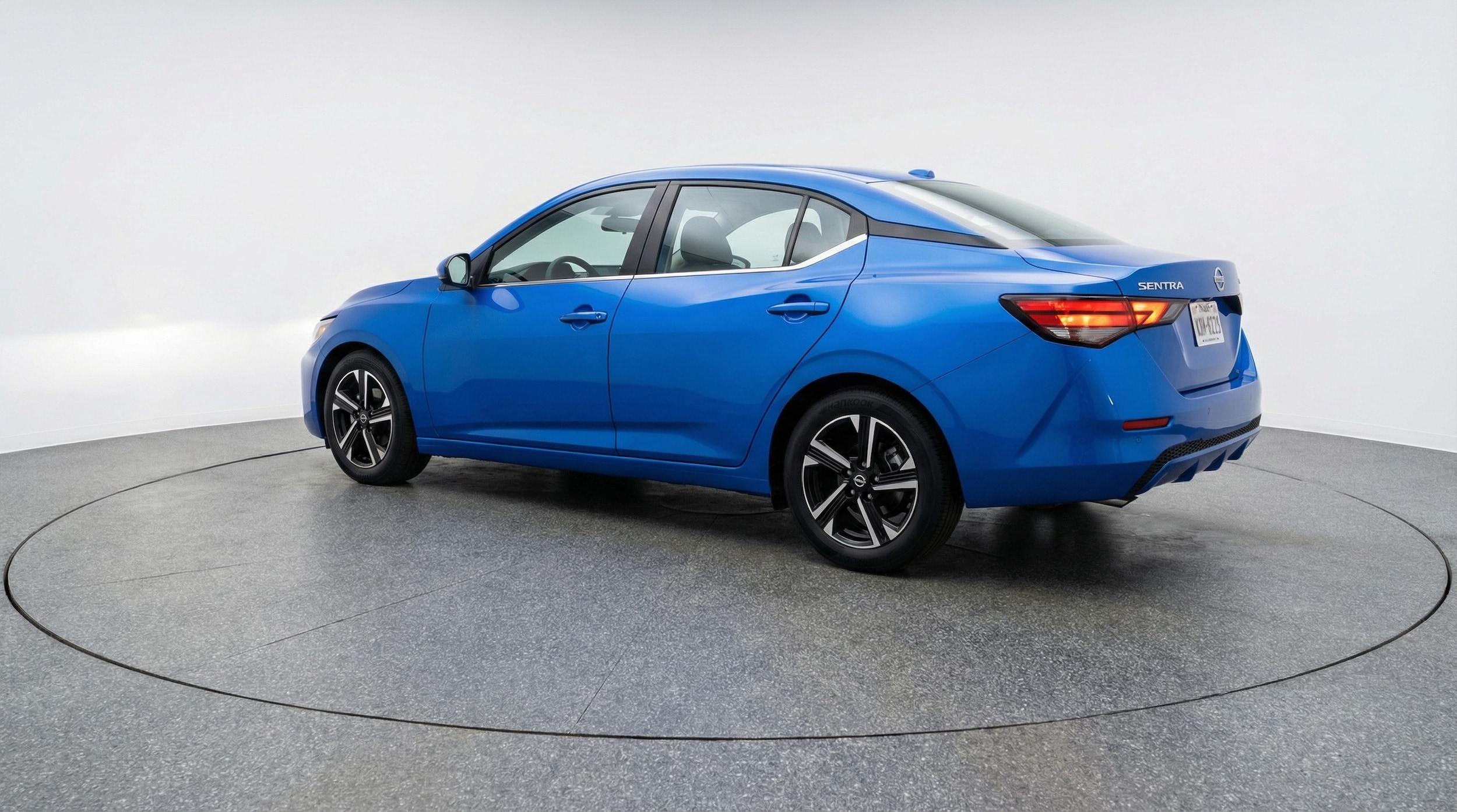 Thumbnail: 2025 Nissan Sentra - 5