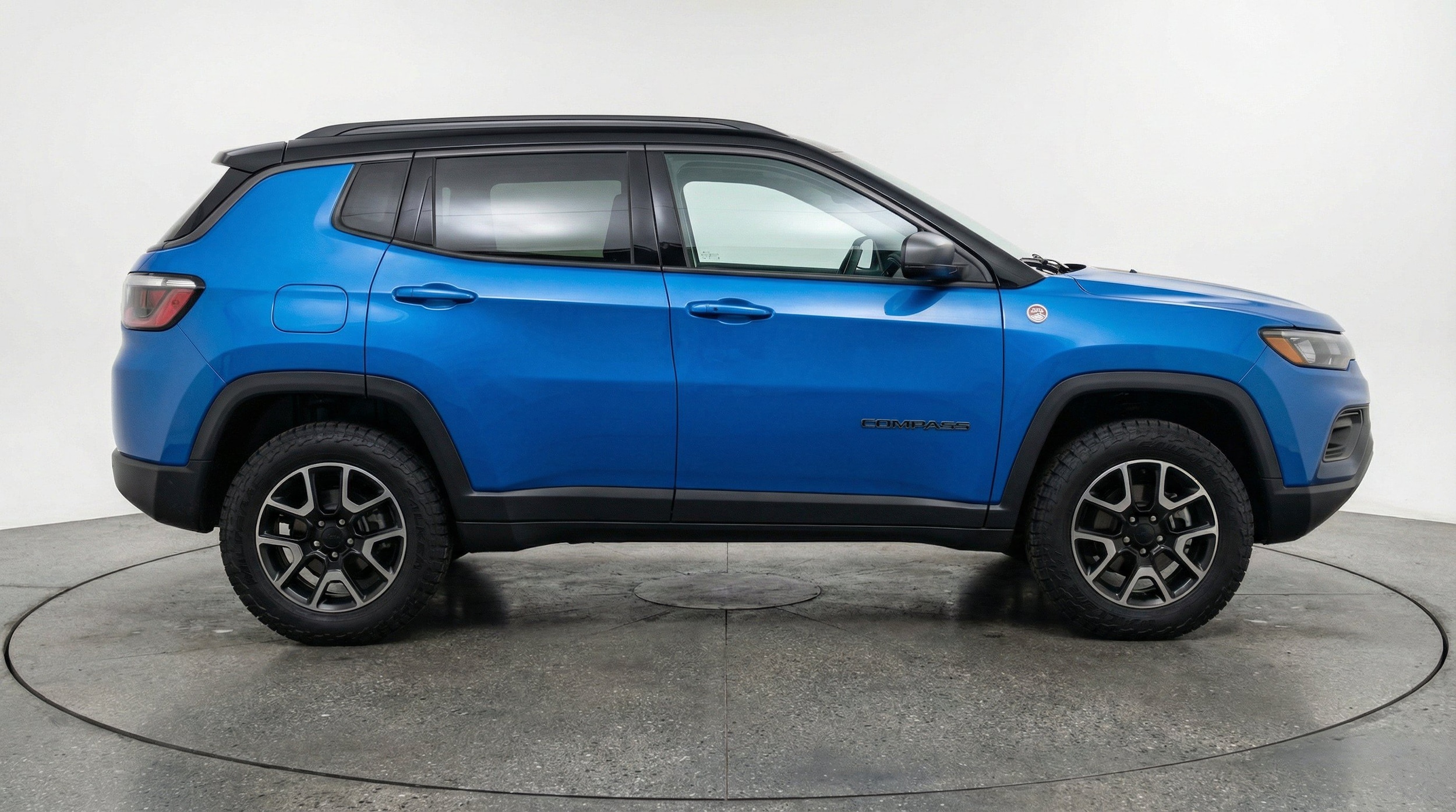 Thumbnail: 2025 Jeep Compass - 11