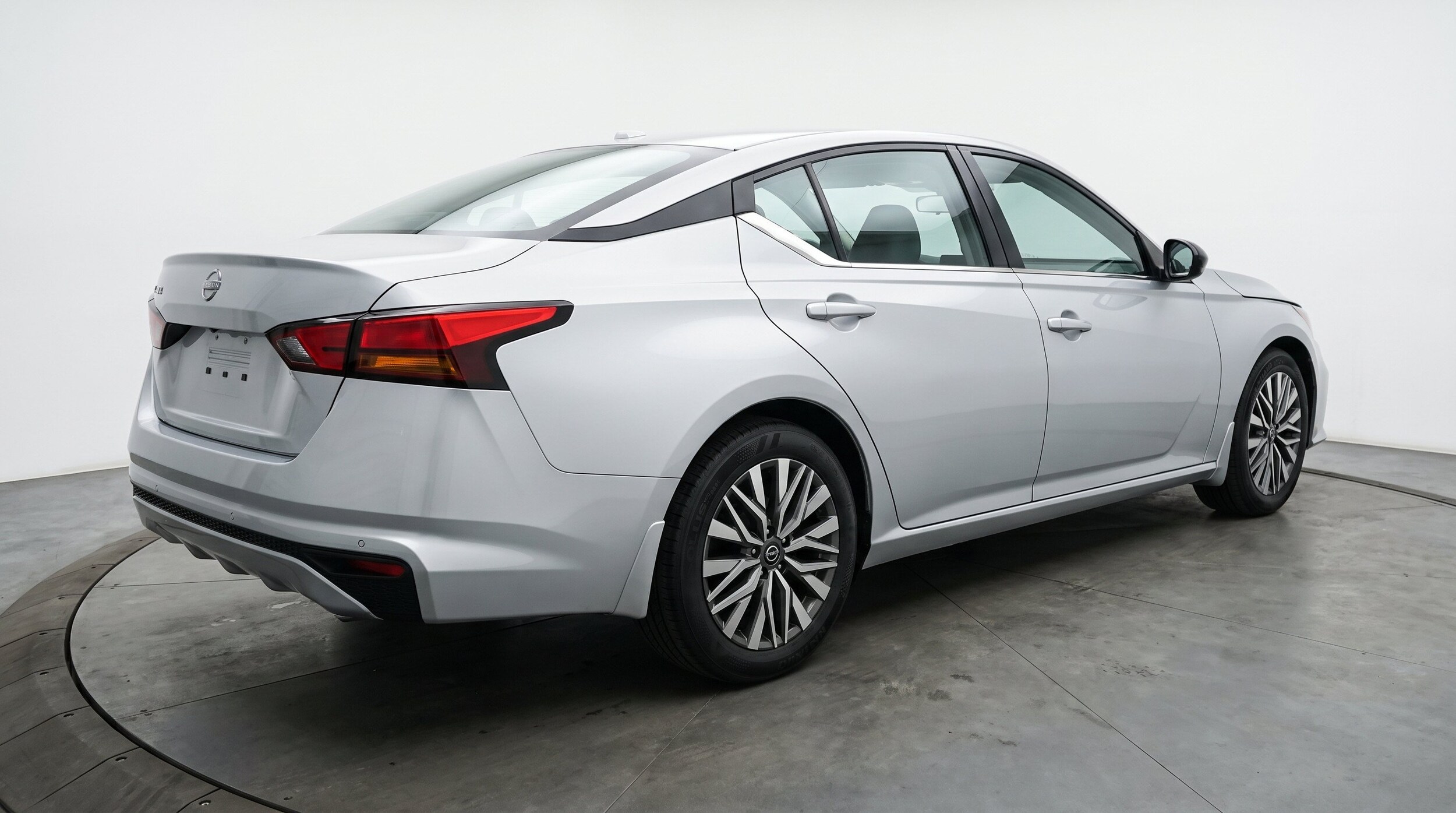 Thumbnail: 2026 Nissan Altima - 9