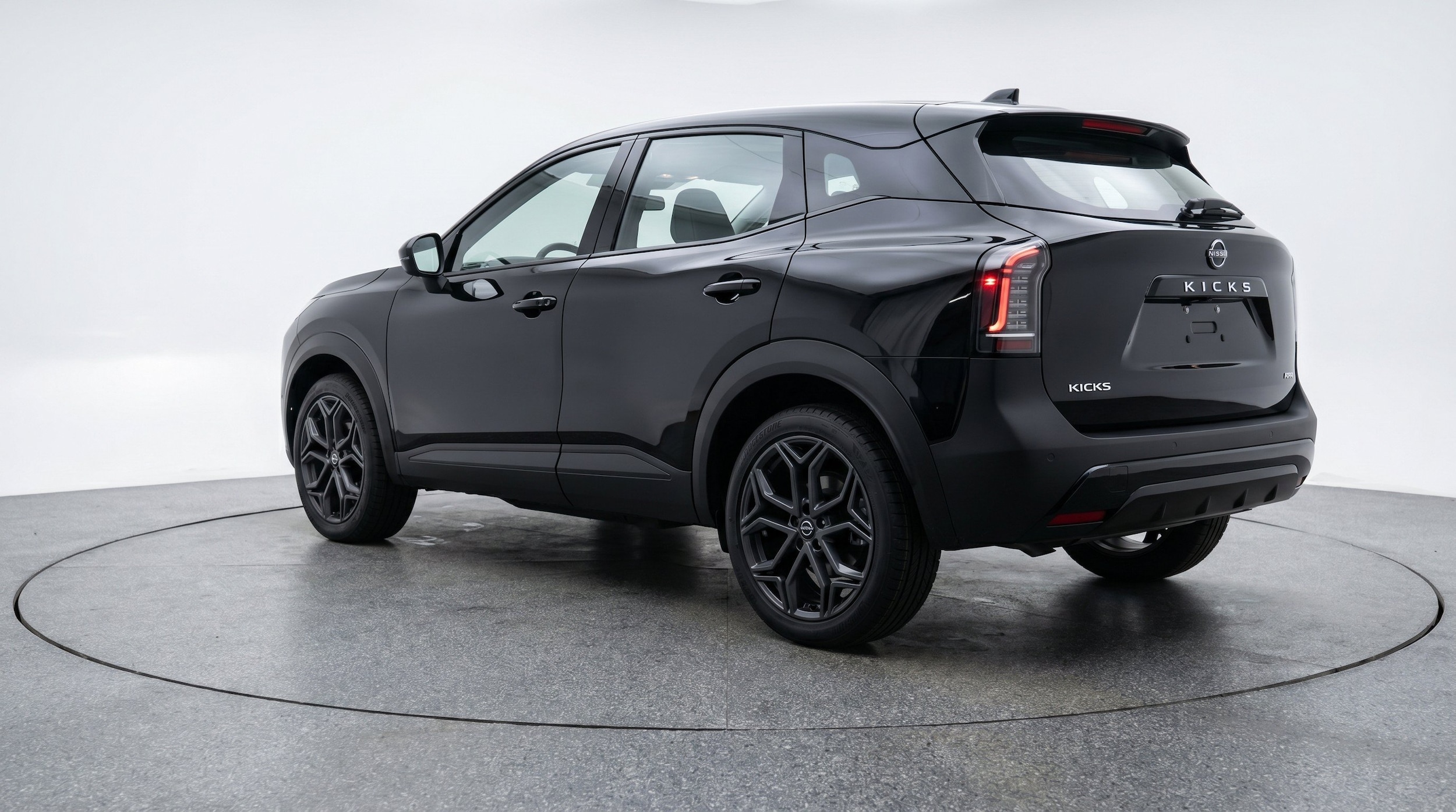 Thumbnail: 2026 Nissan Kicks - 6