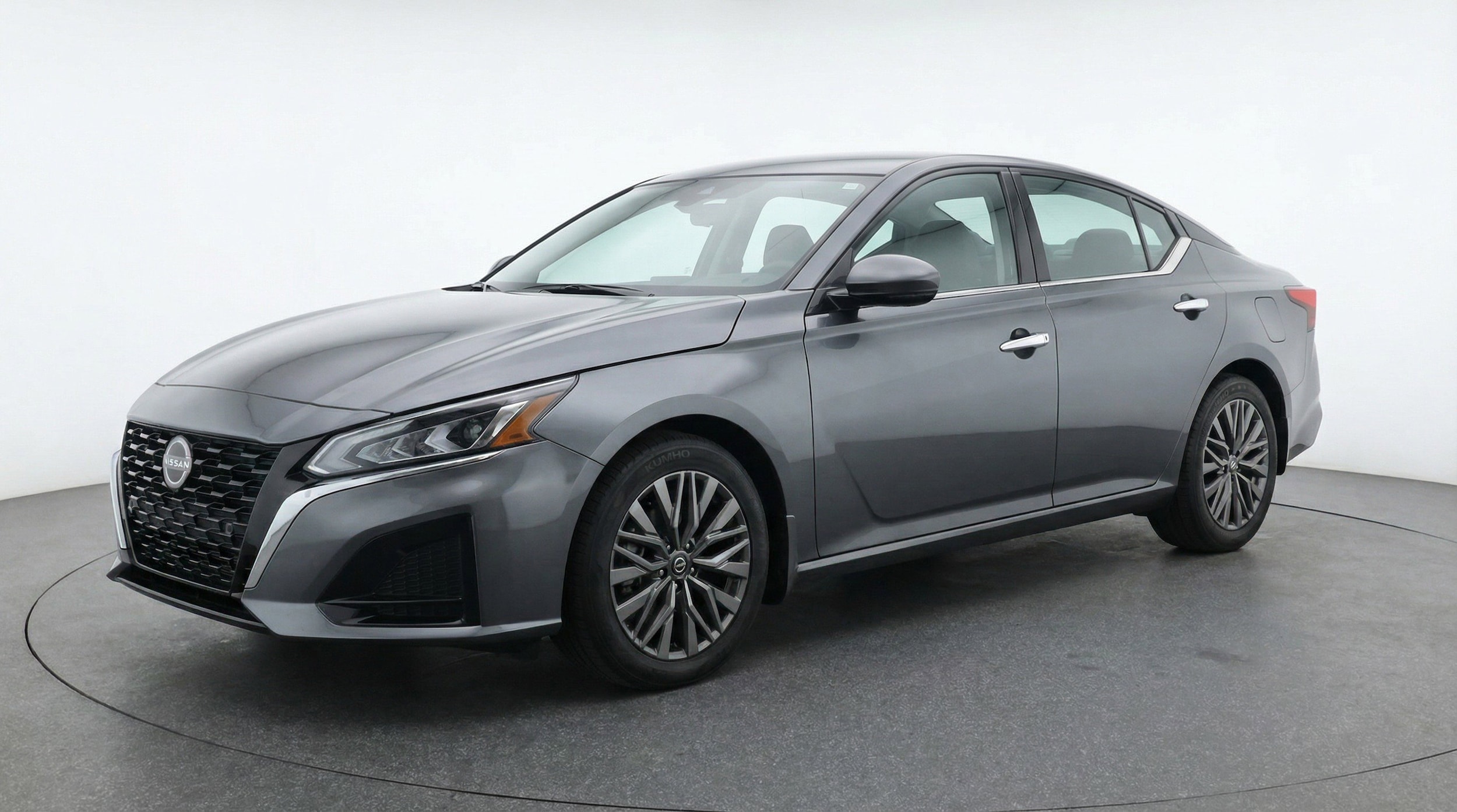 Thumbnail: 2025 Nissan Altima - 3