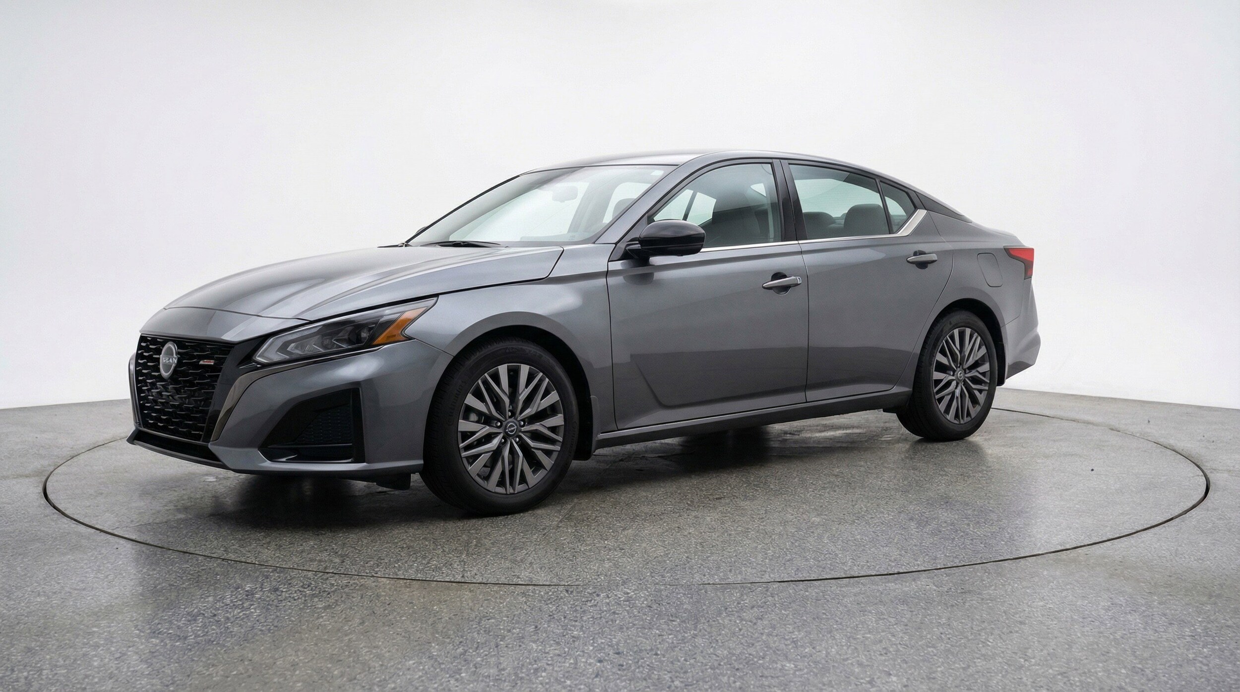 Thumbnail: 2025 Nissan Altima - 3