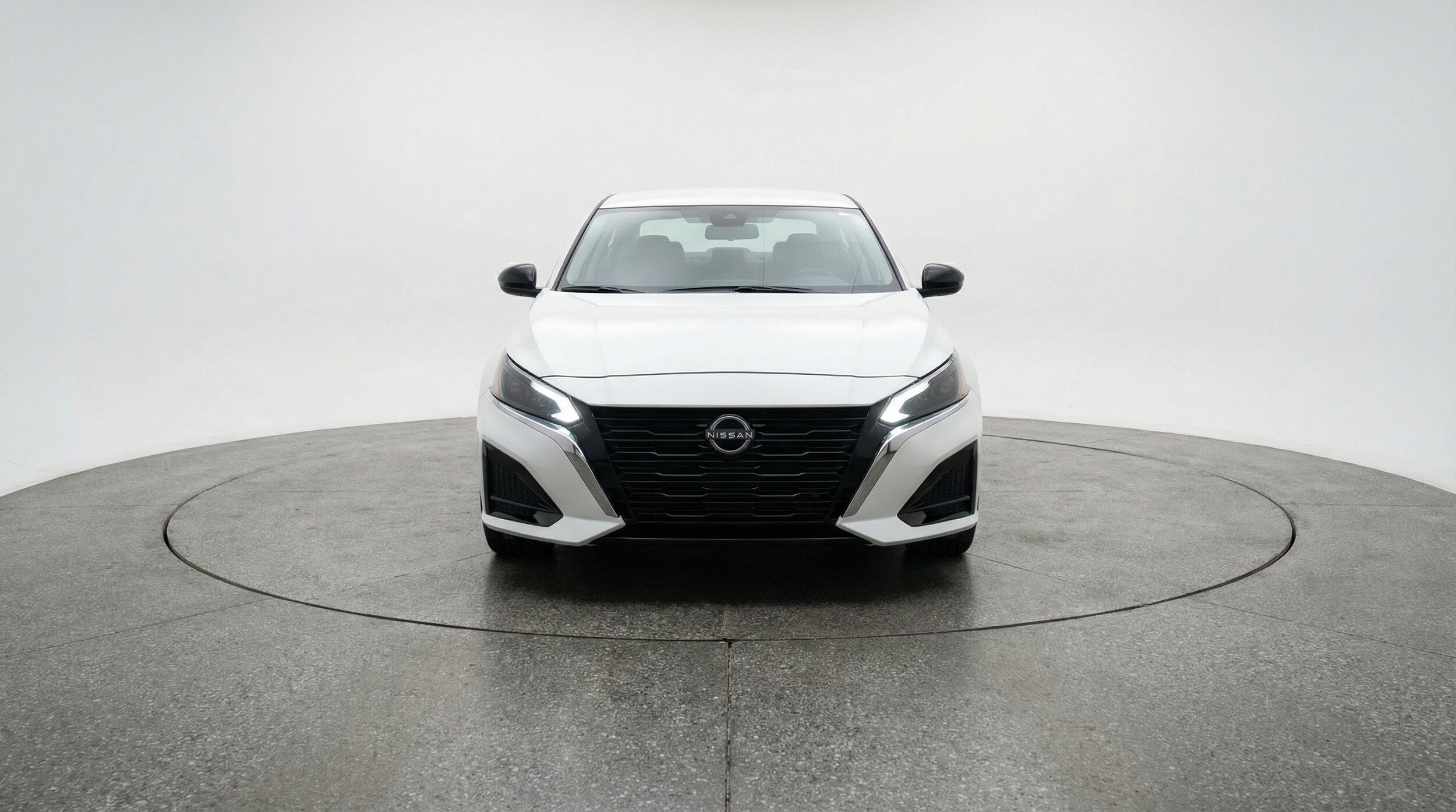 Thumbnail: 2025 Nissan Altima - 2