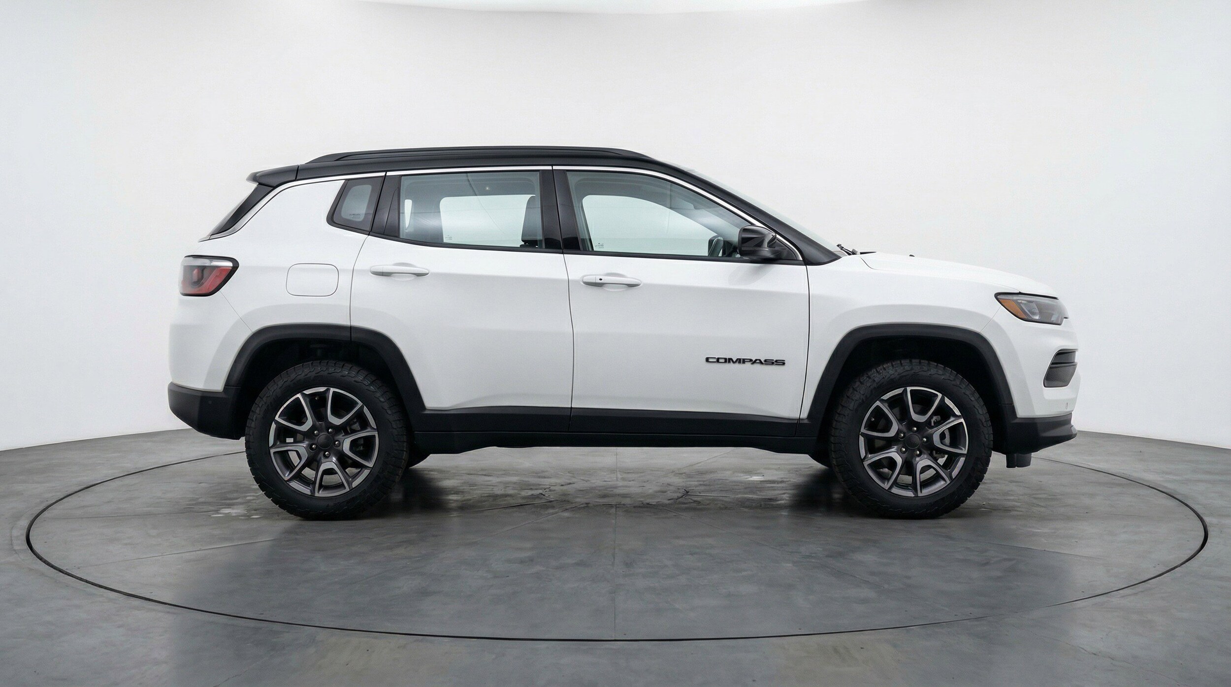 Thumbnail: 2025 Jeep Compass - 11
