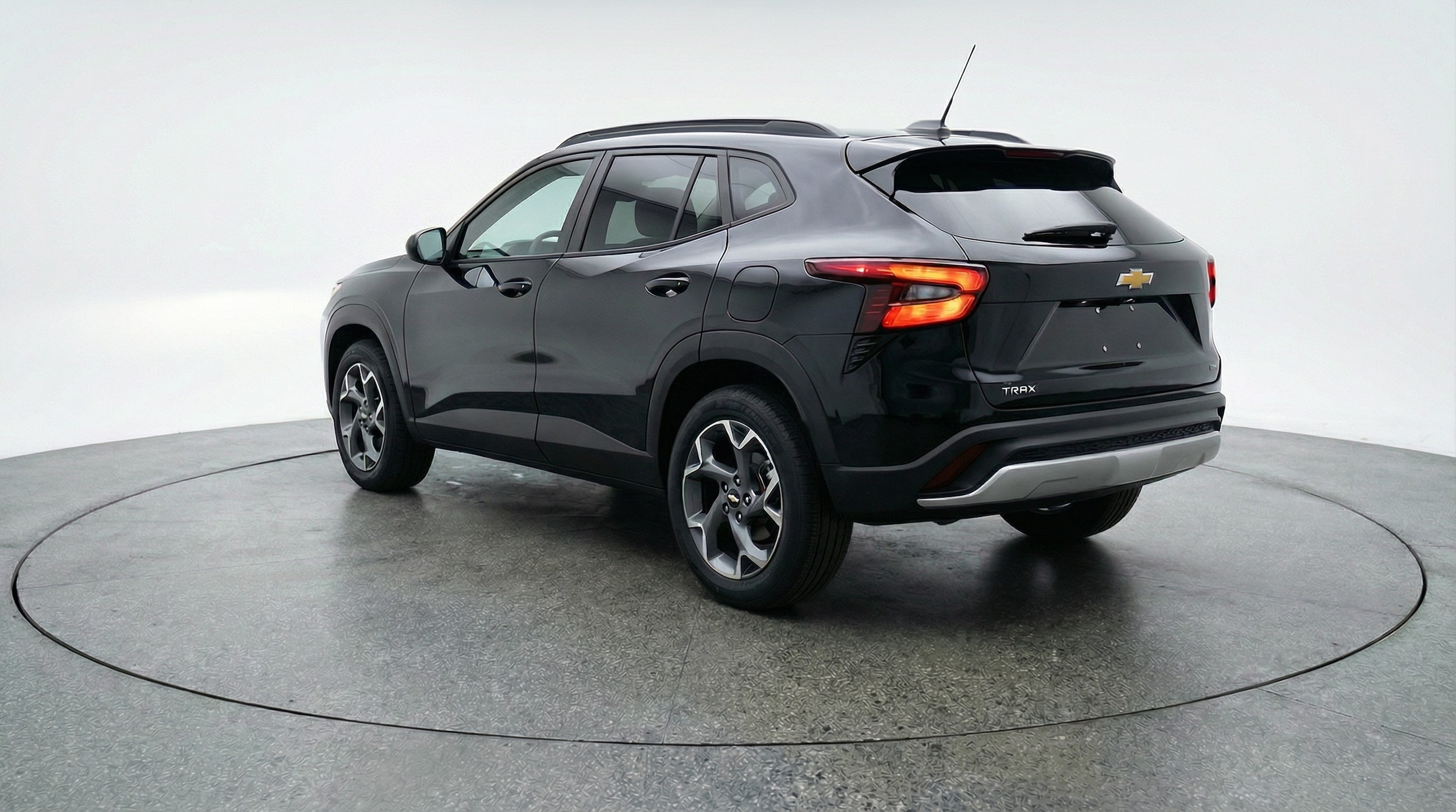 Thumbnail: 2025 Chevrolet Trax - 5