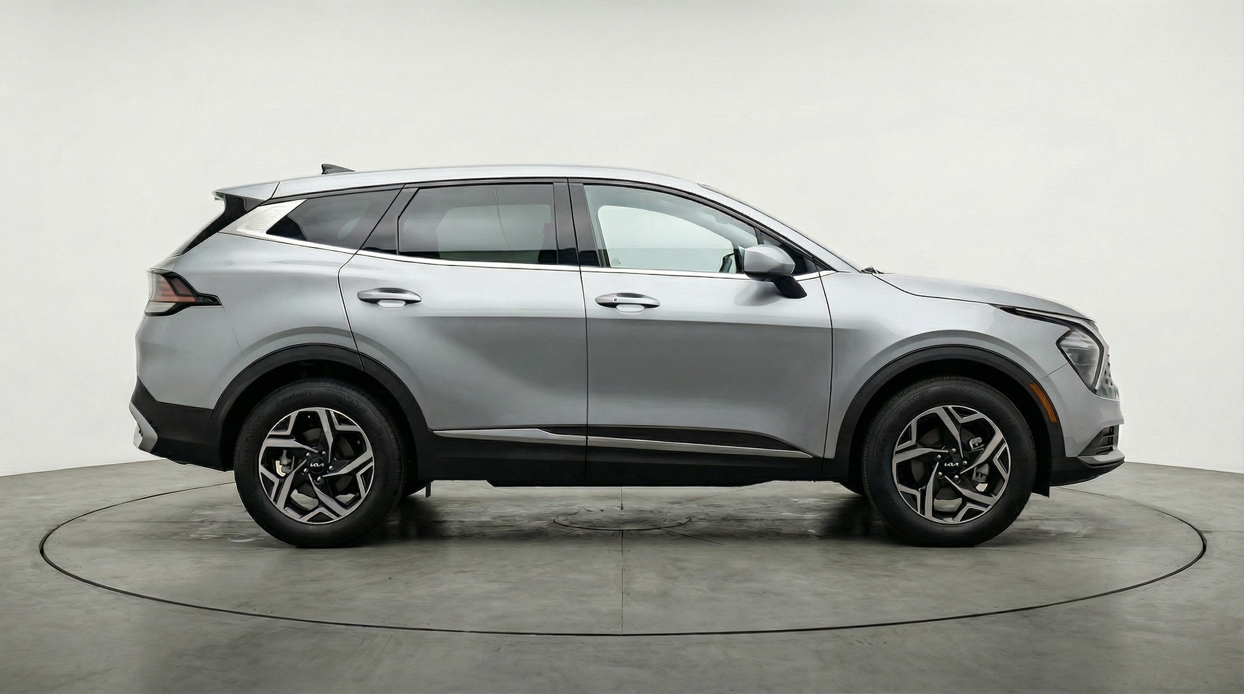 Thumbnail: 2025 Kia Sportage - 8