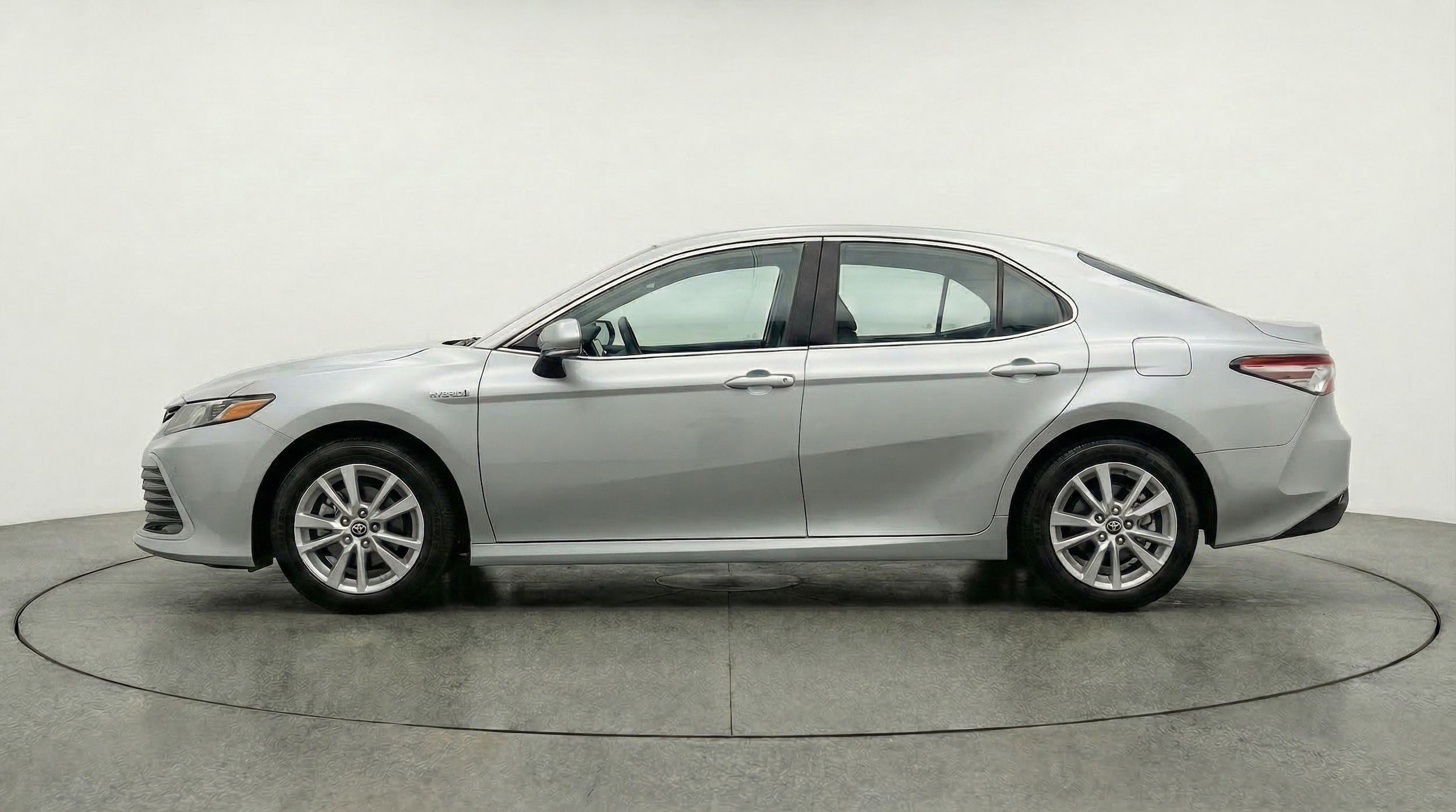 Thumbnail: 2025 Toyota Camry - 5