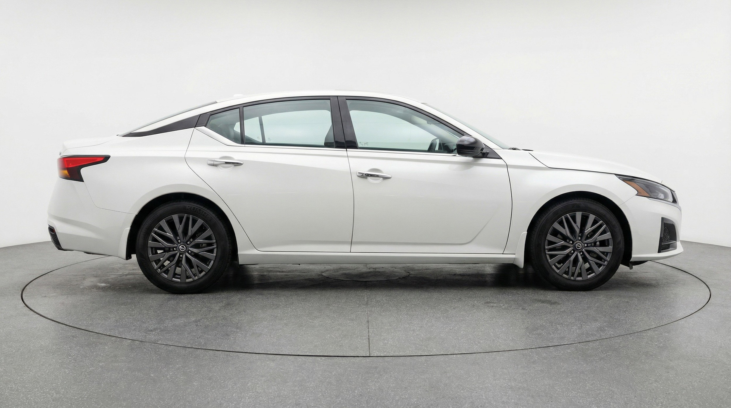 Thumbnail: 2025 Nissan Altima - 11