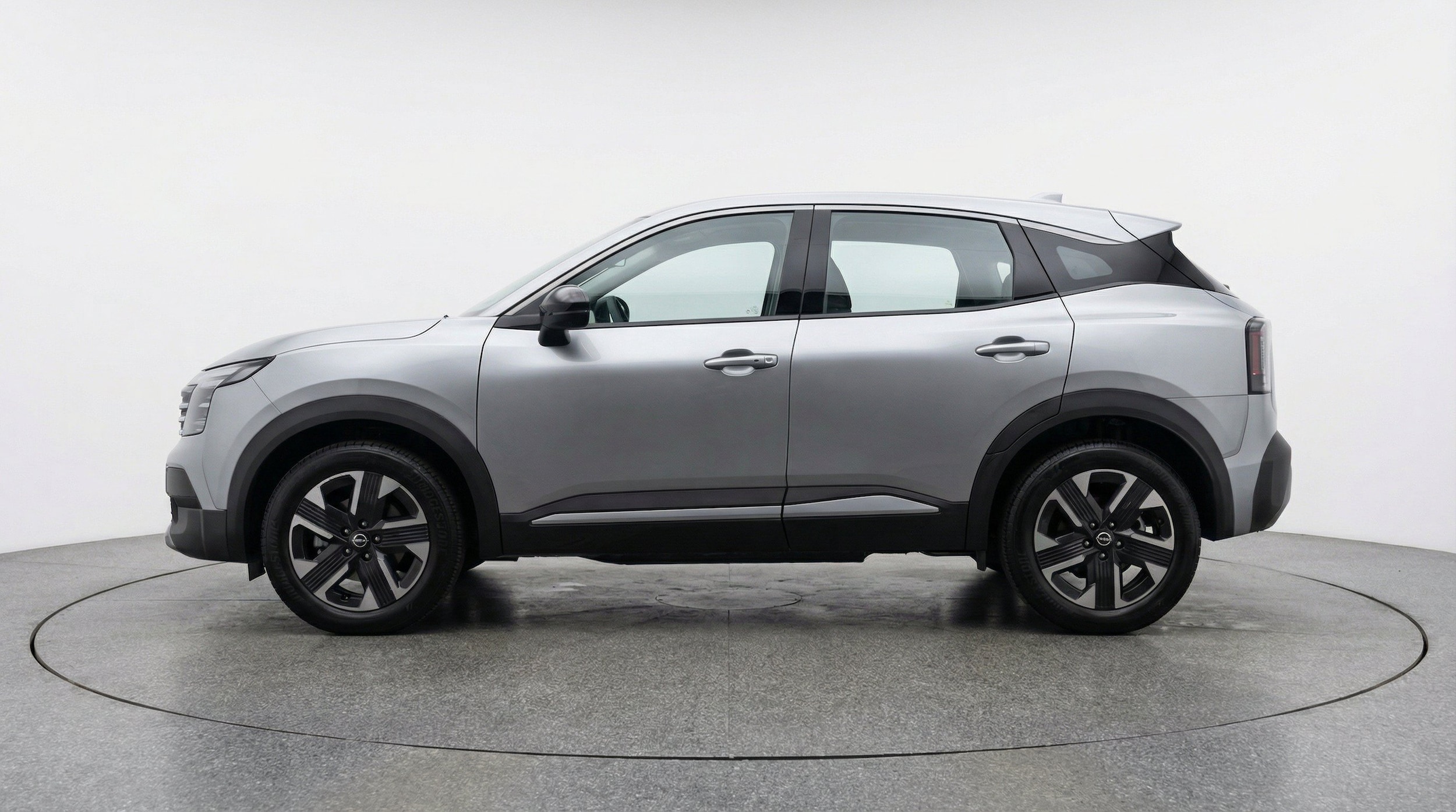 Thumbnail: 2026 Nissan Kicks - 5