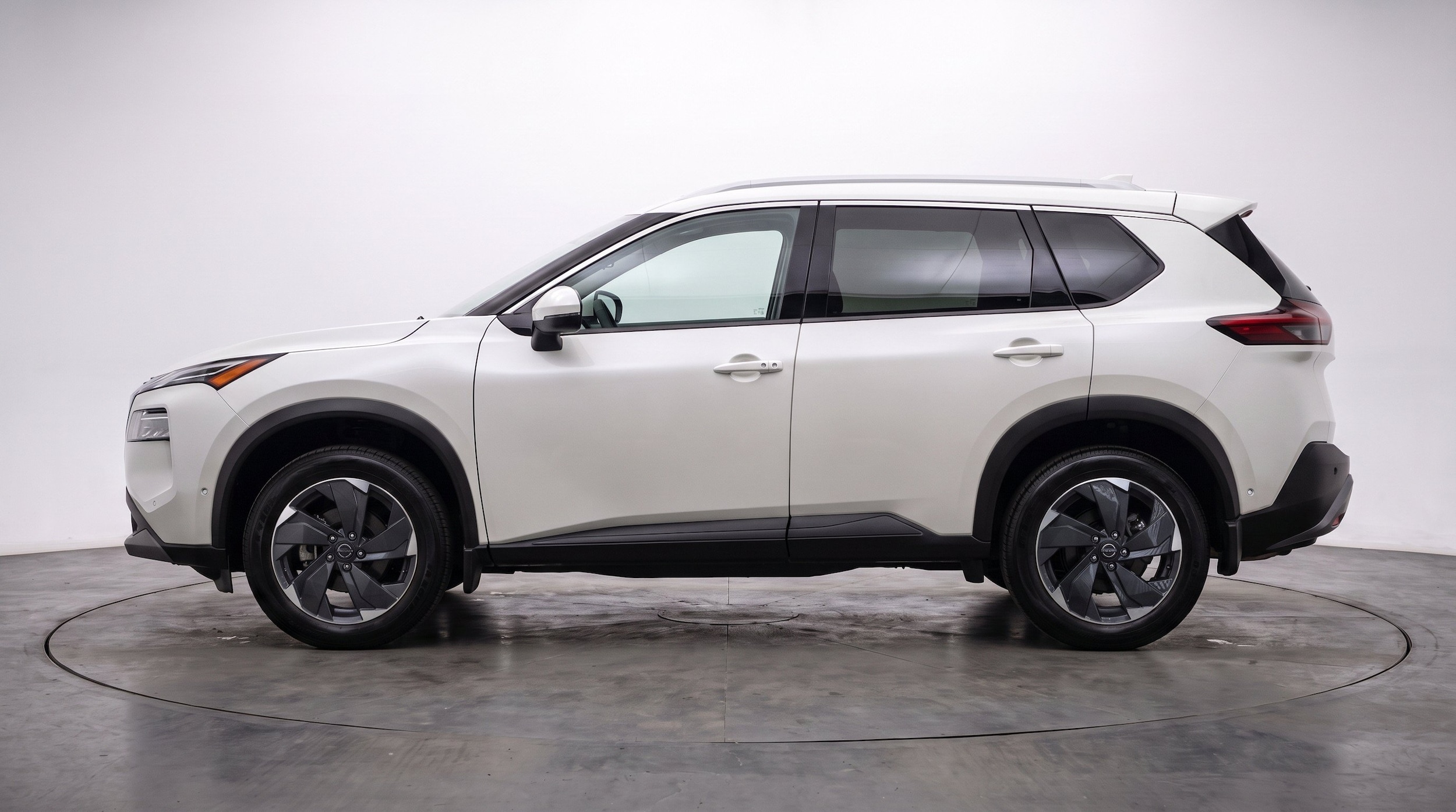 Thumbnail: 2026 Nissan Rogue - 5
