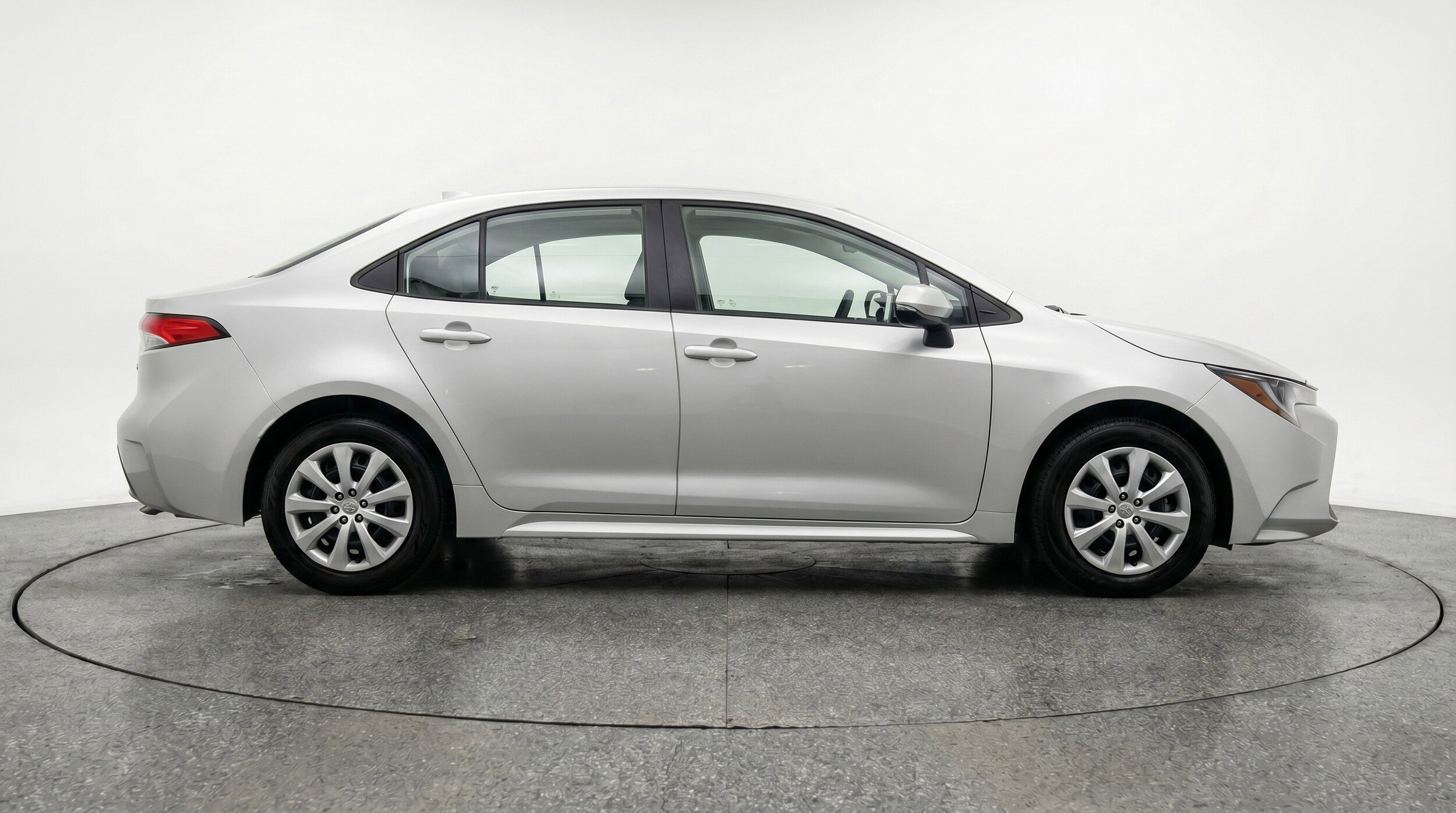 Thumbnail: 2025 Toyota Corolla - 11