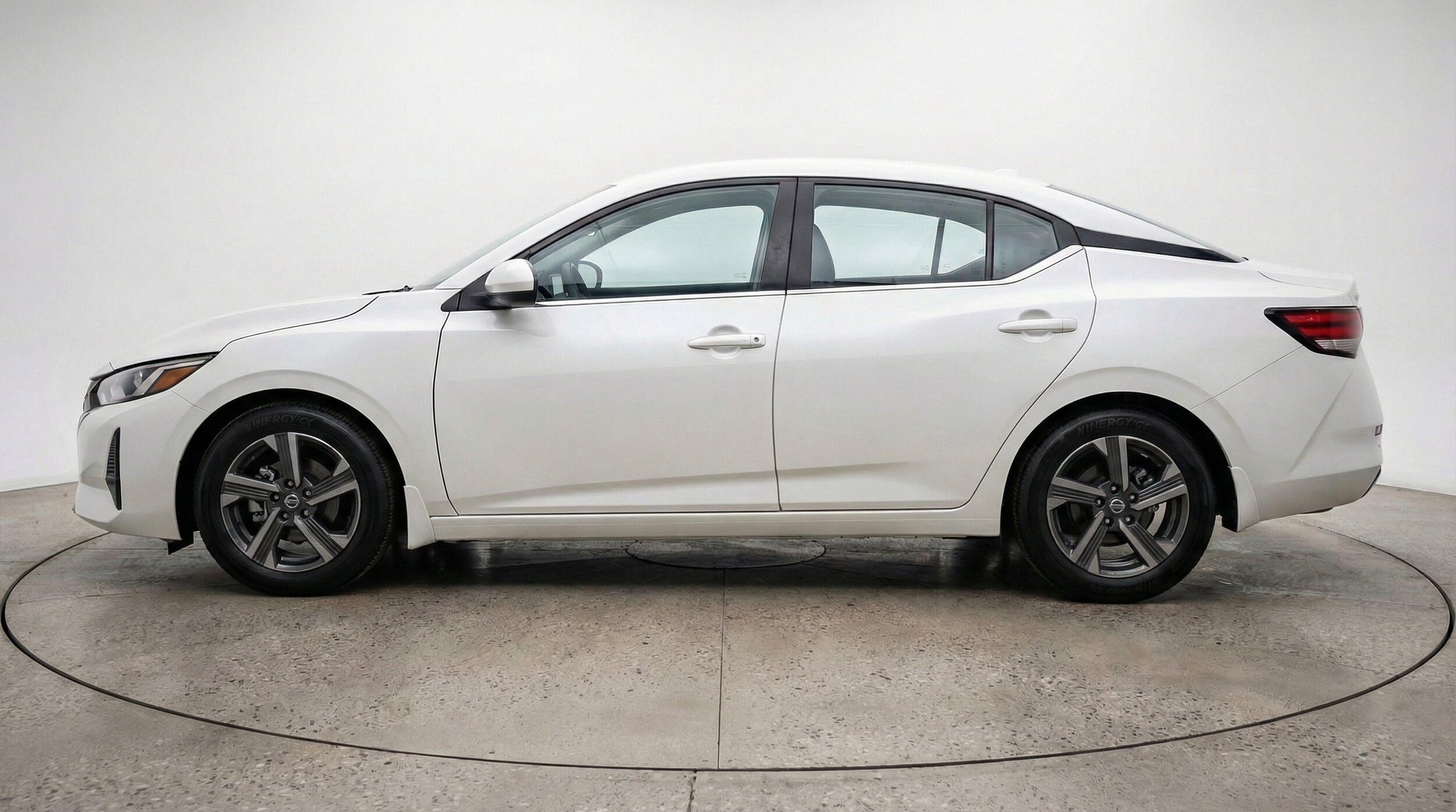 Thumbnail: 2025 Nissan Sentra - 5