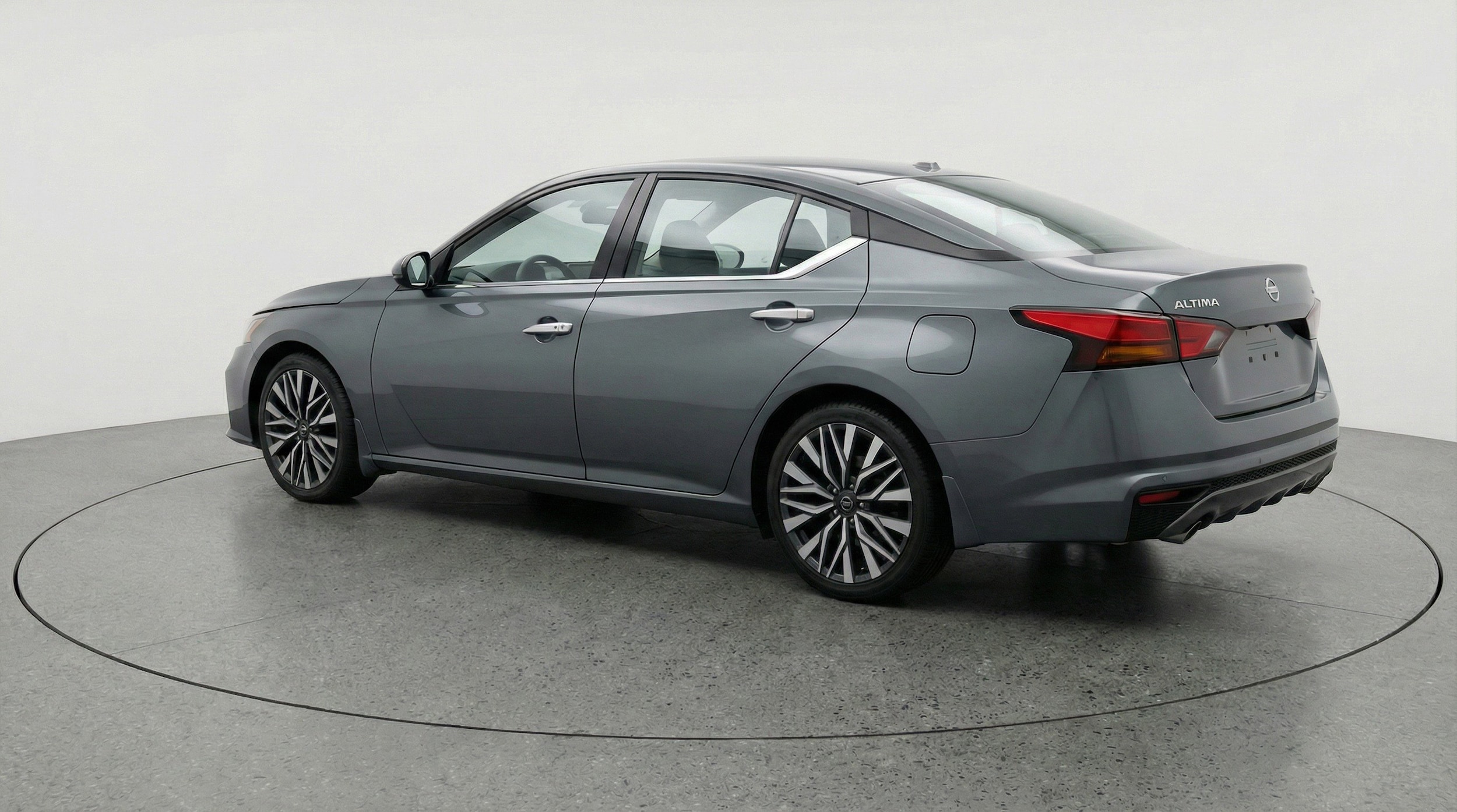 Thumbnail: 2025 Nissan Altima - 6