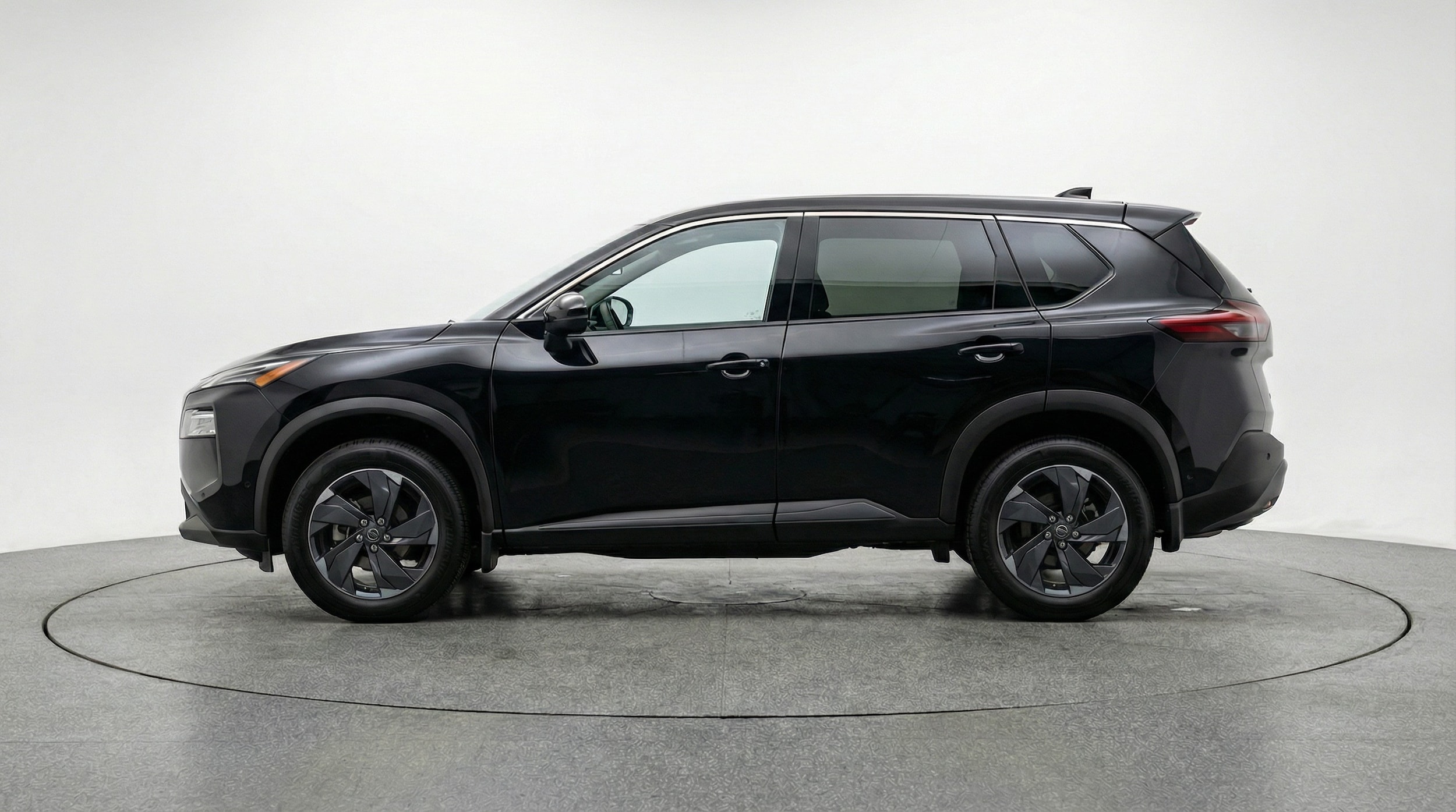 Thumbnail: 2025 Nissan Rogue - 4