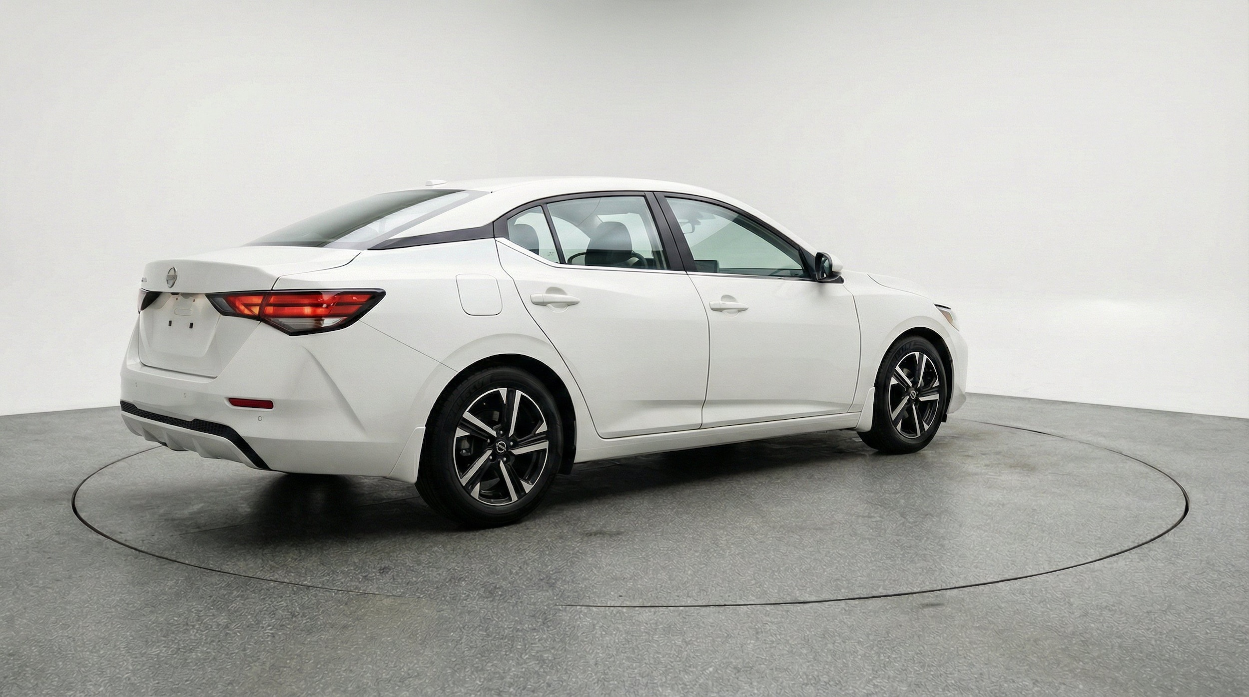 Thumbnail: 2025 Nissan Sentra - 9